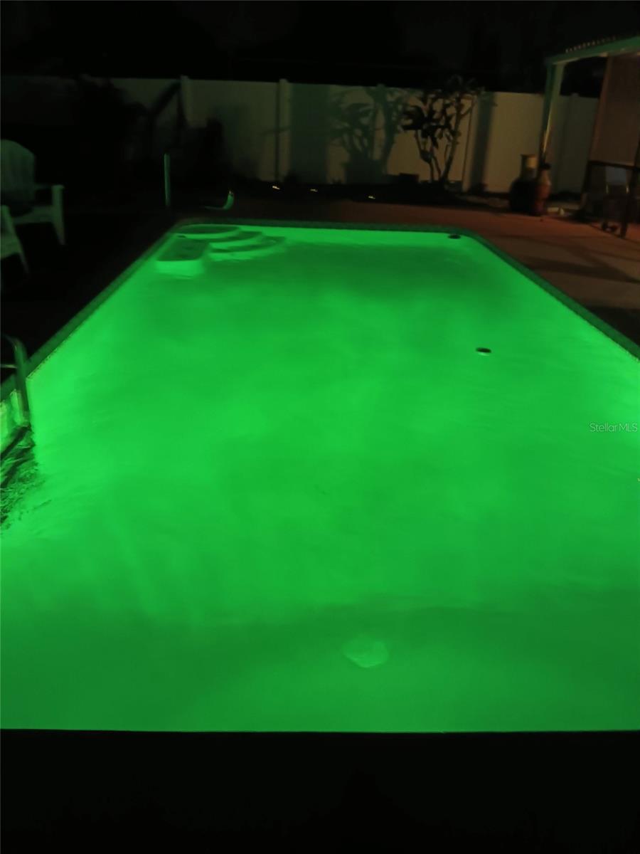 LAKE RIDGE - Residential