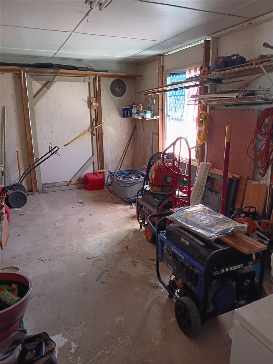 LAKE RIDGE - Residential