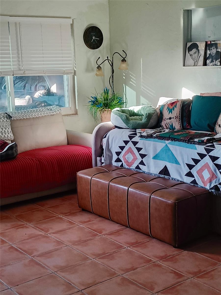 LAKE RIDGE - Residential