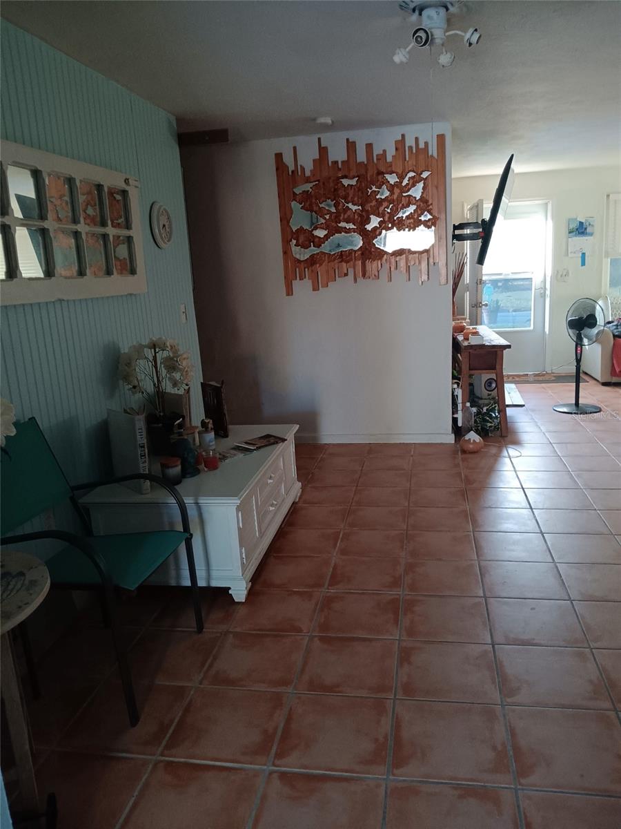 LAKE RIDGE - Residential