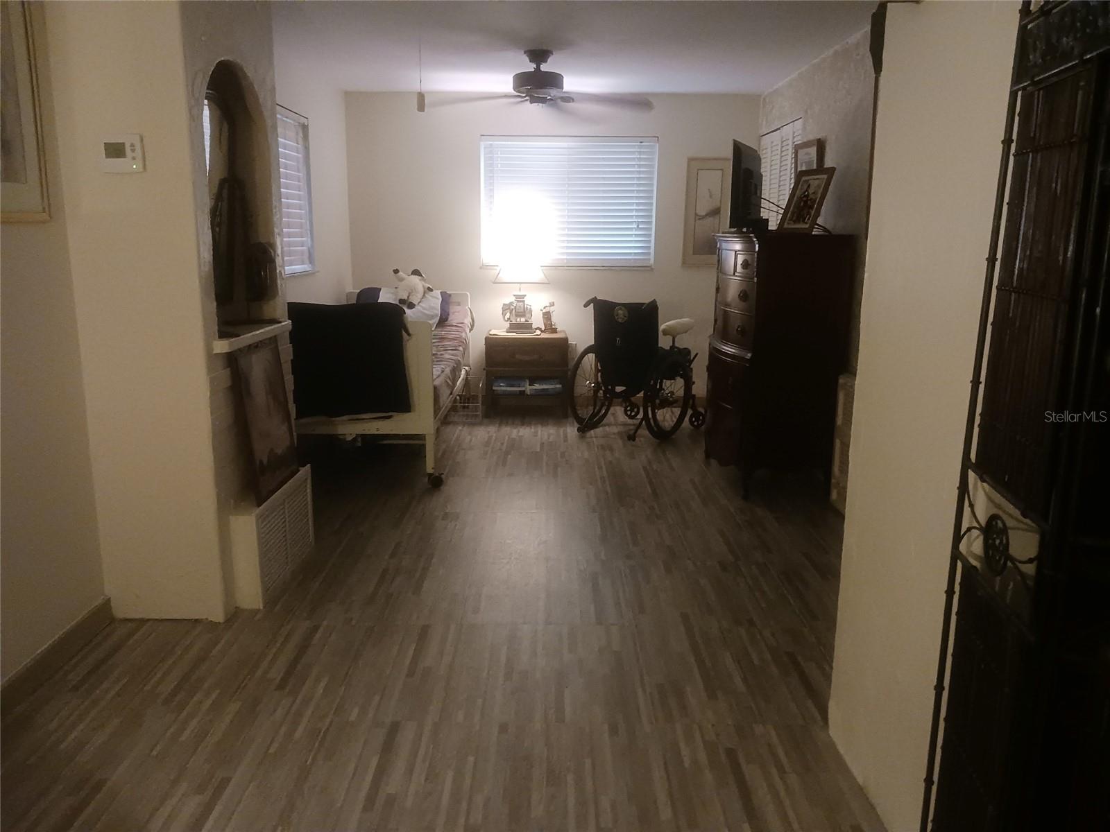 LAKE RIDGE - Residential