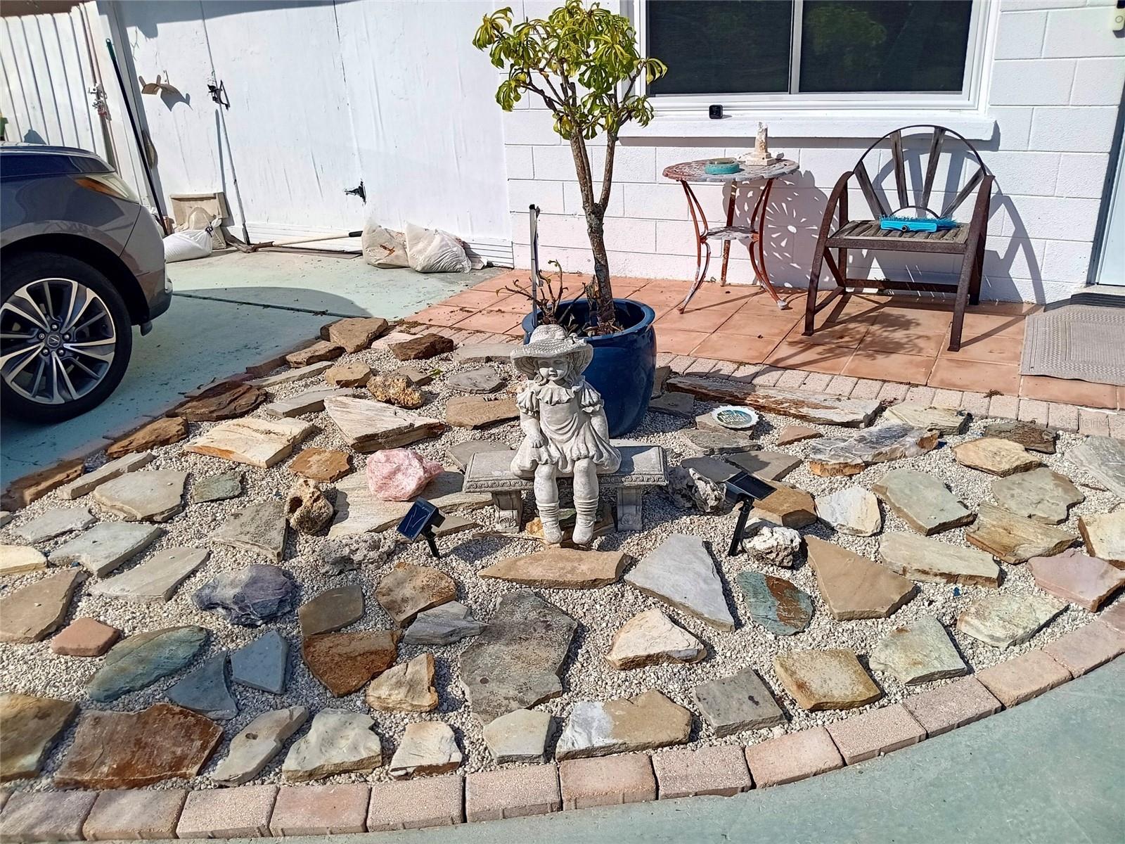 LAKE RIDGE - Residential