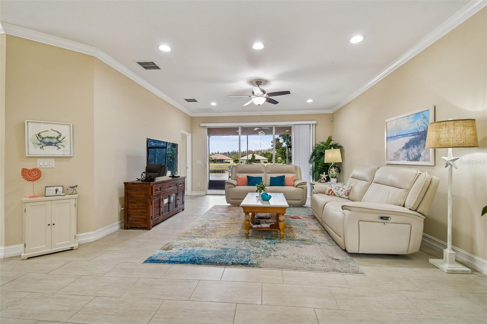 VALENCIA LAKES TR N - Residential