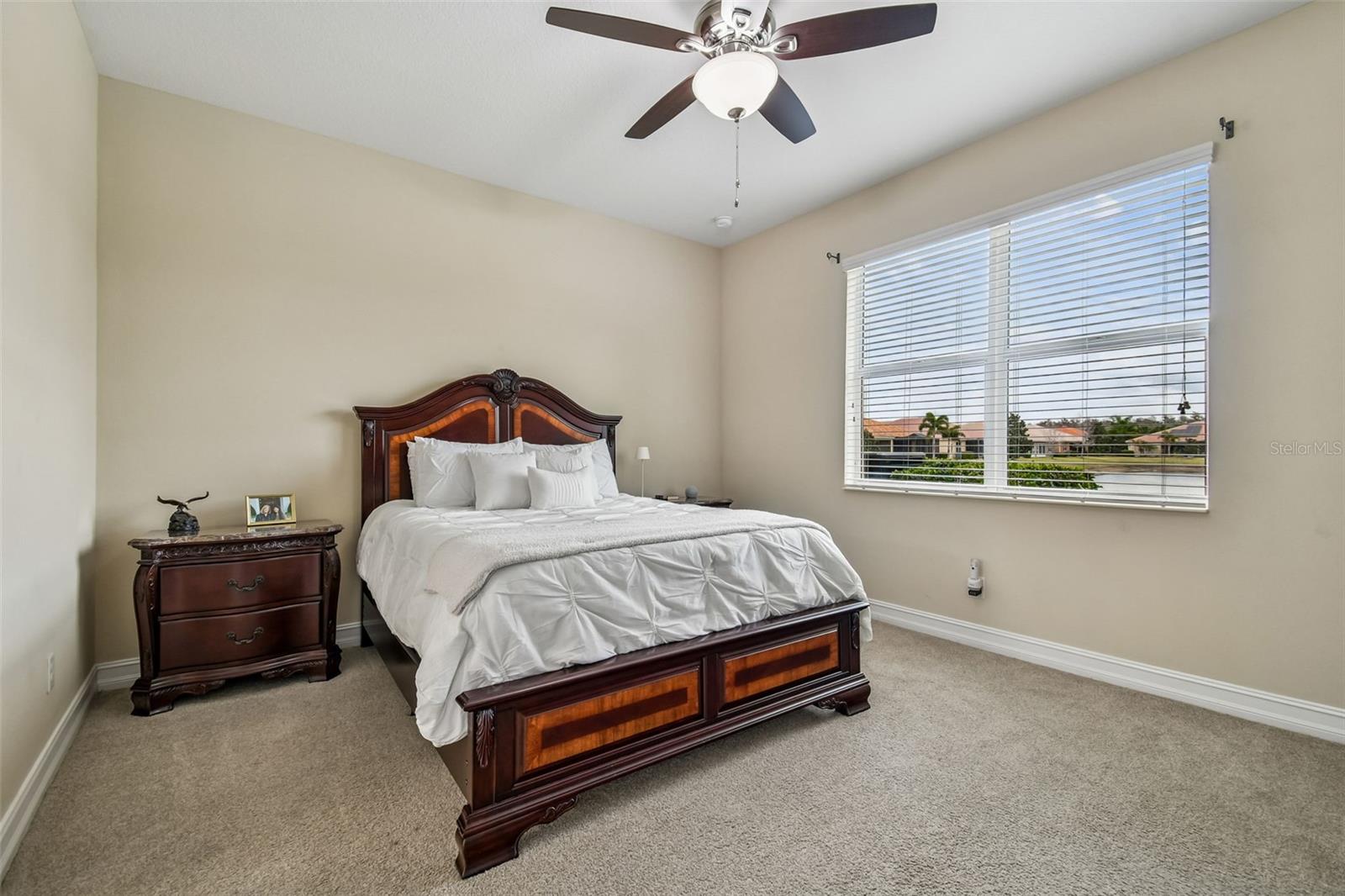 VALENCIA LAKES TR N - Residential