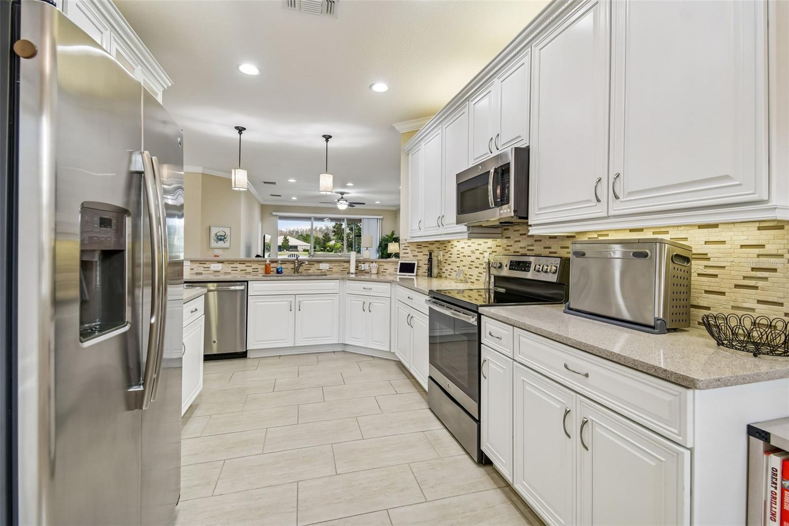 VALENCIA LAKES TR N - Residential