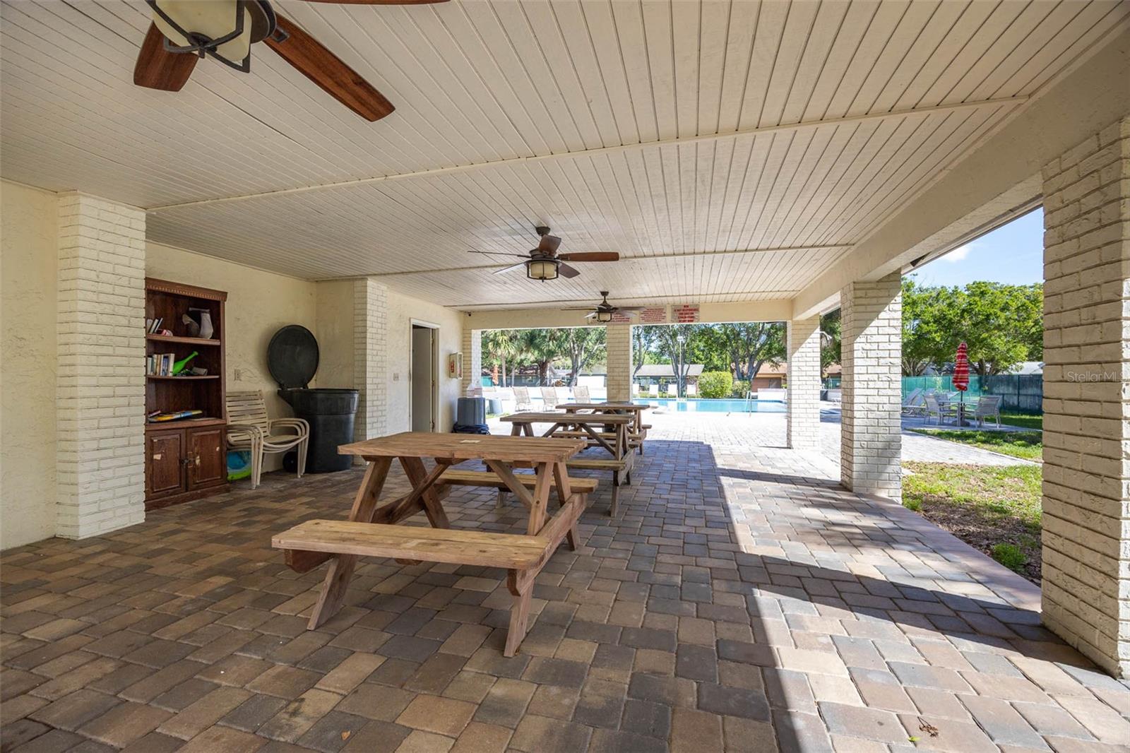 PIPERS GLEN CONDO - Residential