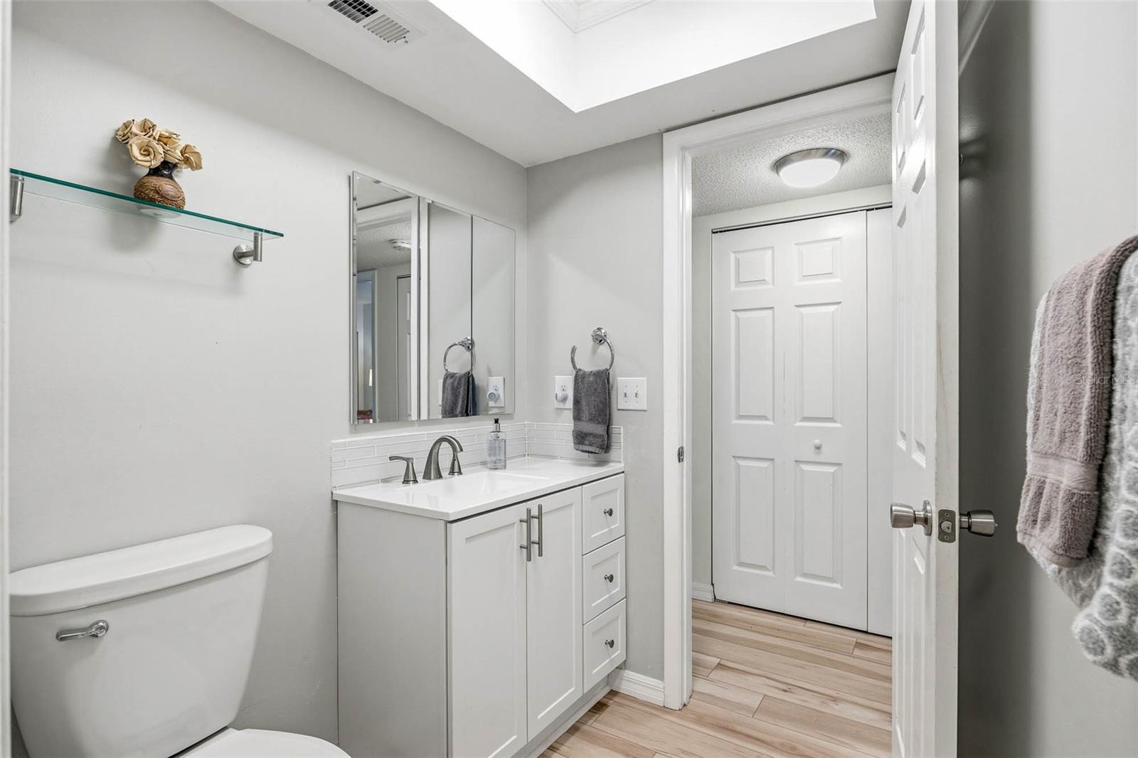 PIPERS GLEN CONDO - Residential