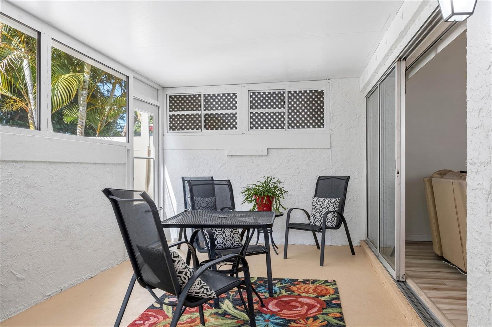 PIPERS GLEN CONDO - Residential