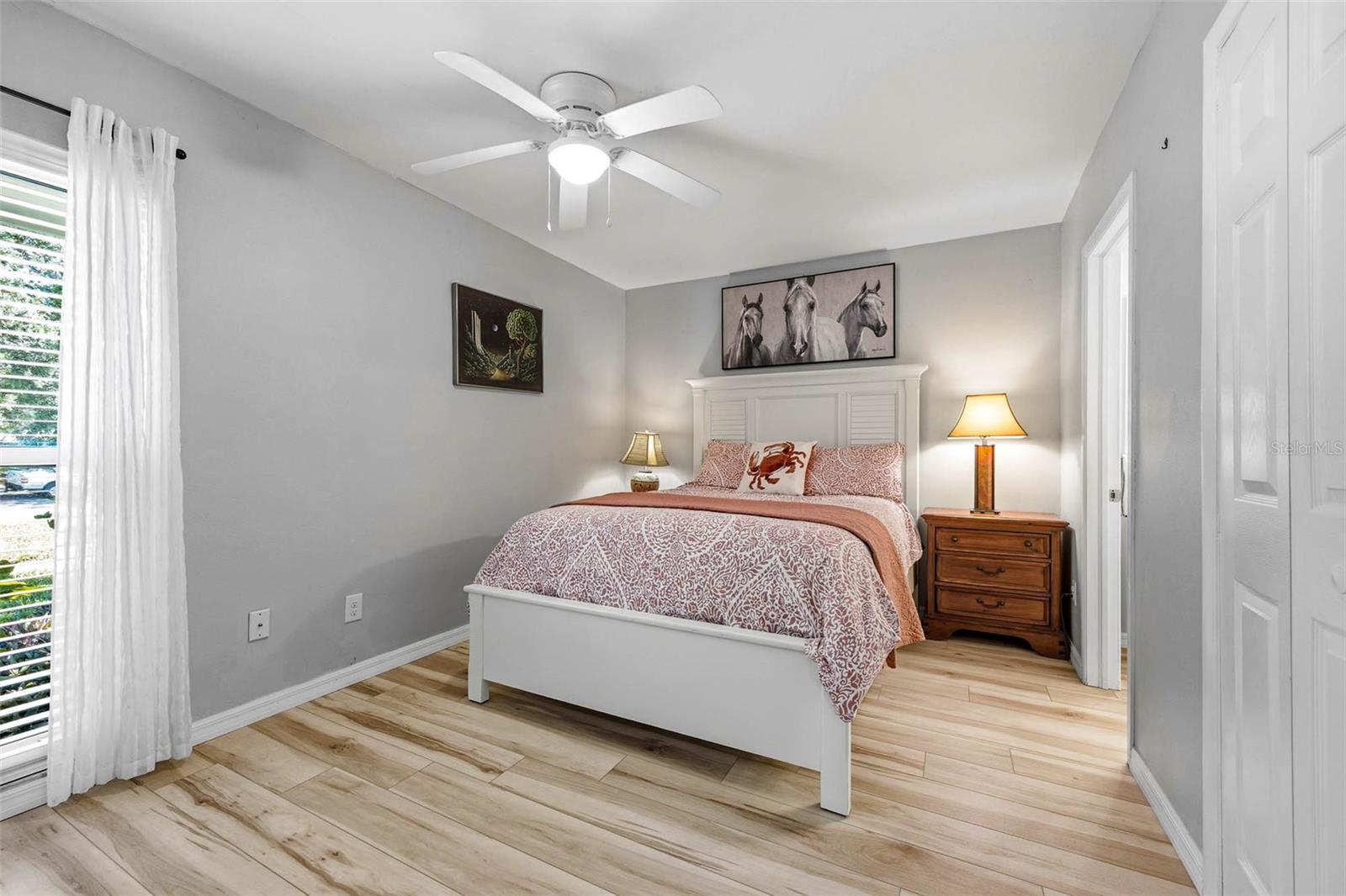 PIPERS GLEN CONDO - Residential