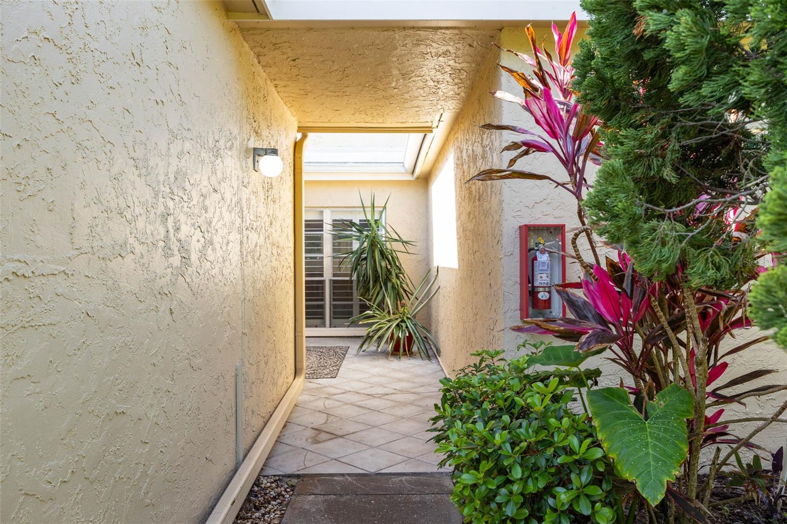 PIPERS GLEN CONDO - Residential