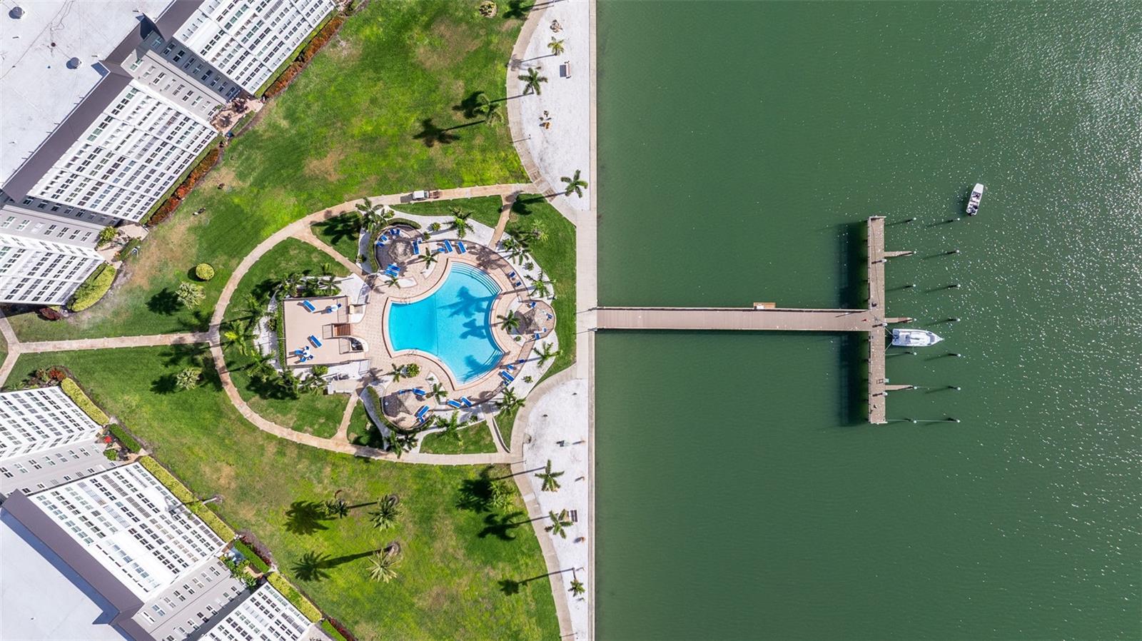 BAYWAY ISLES POINT BRITTANY TWO - Residential