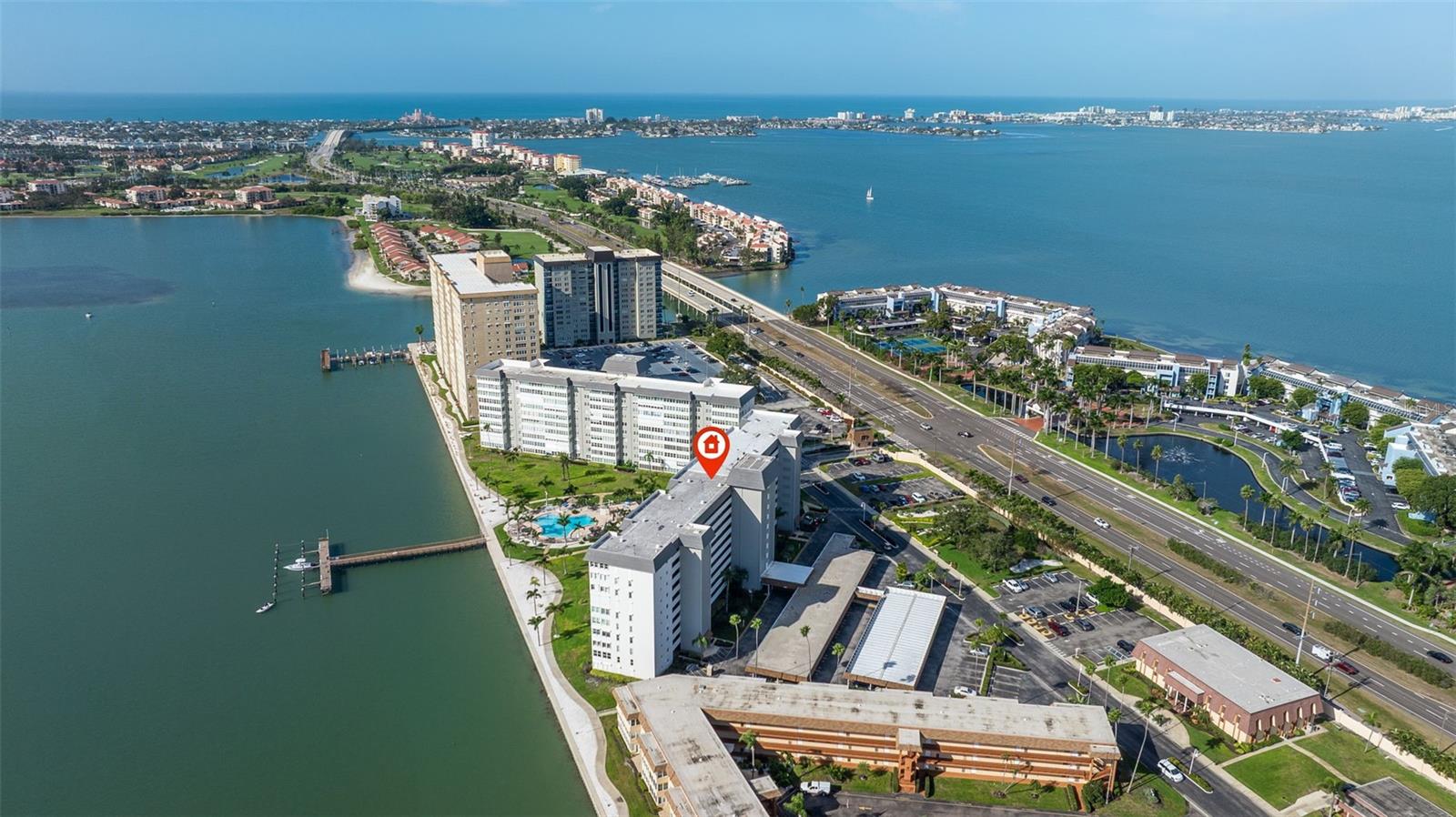 BAYWAY ISLES POINT BRITTANY TWO - Residential