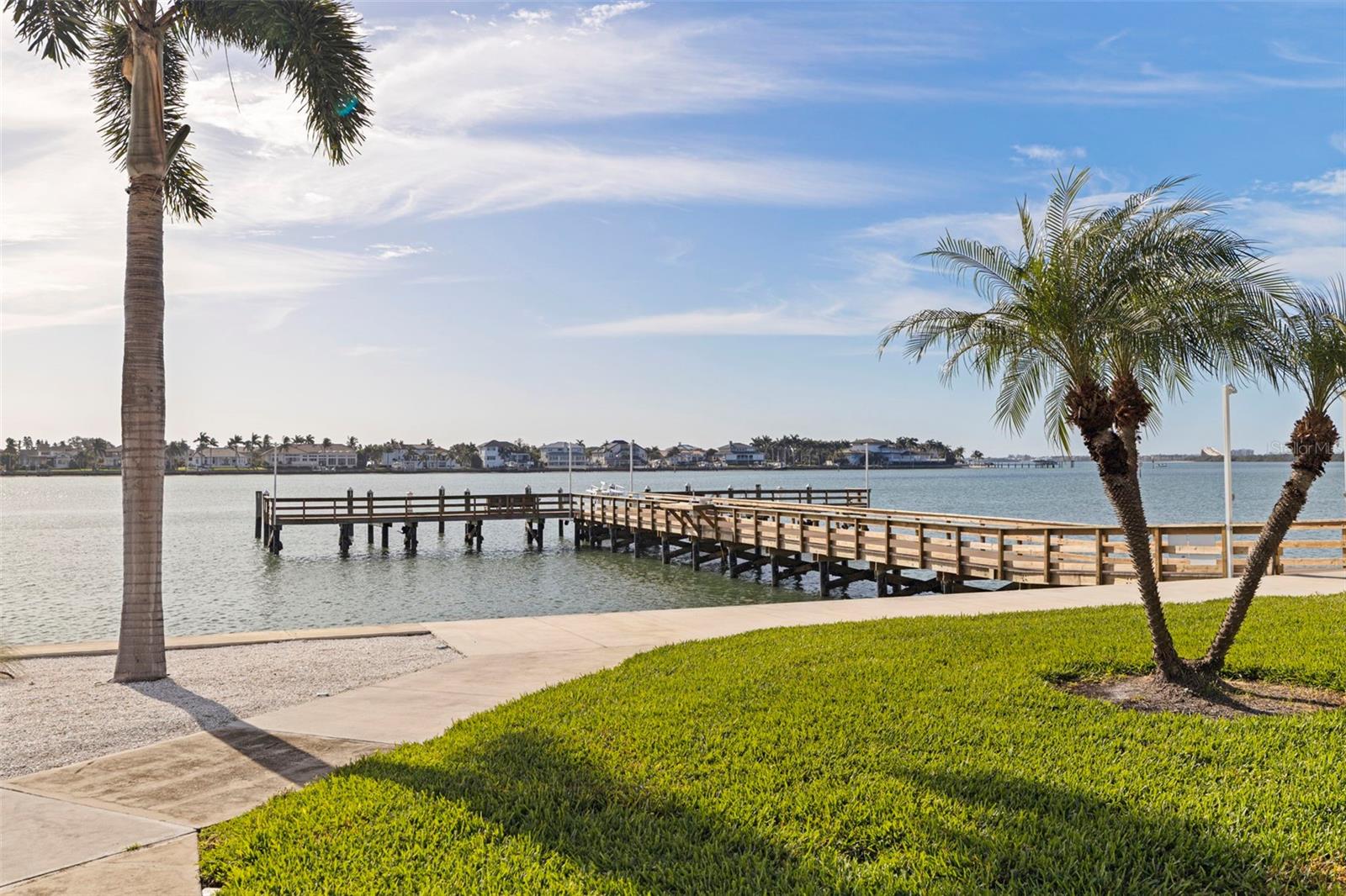 BAYWAY ISLES POINT BRITTANY TWO - Residential