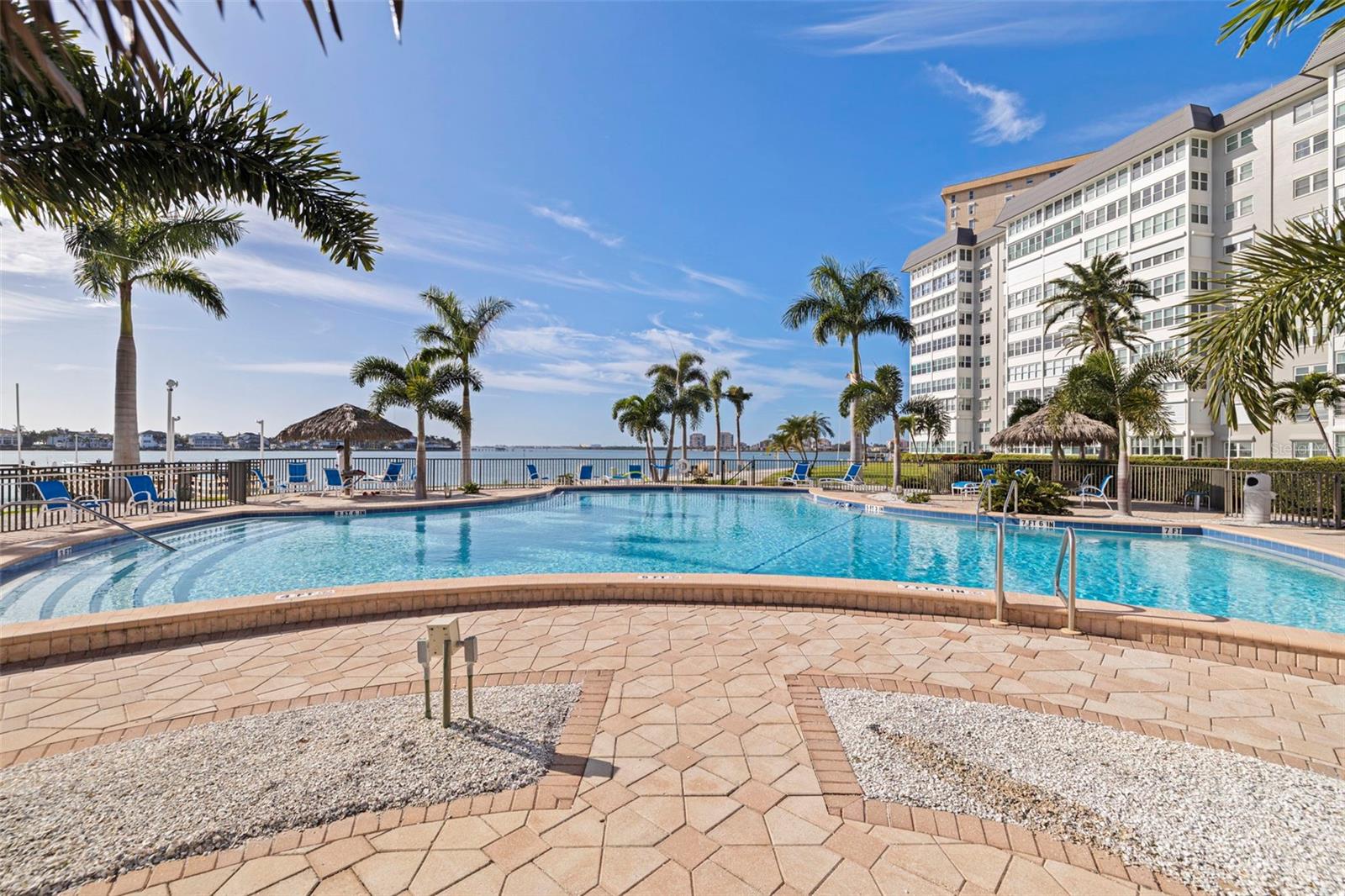 BAYWAY ISLES POINT BRITTANY TWO - Residential