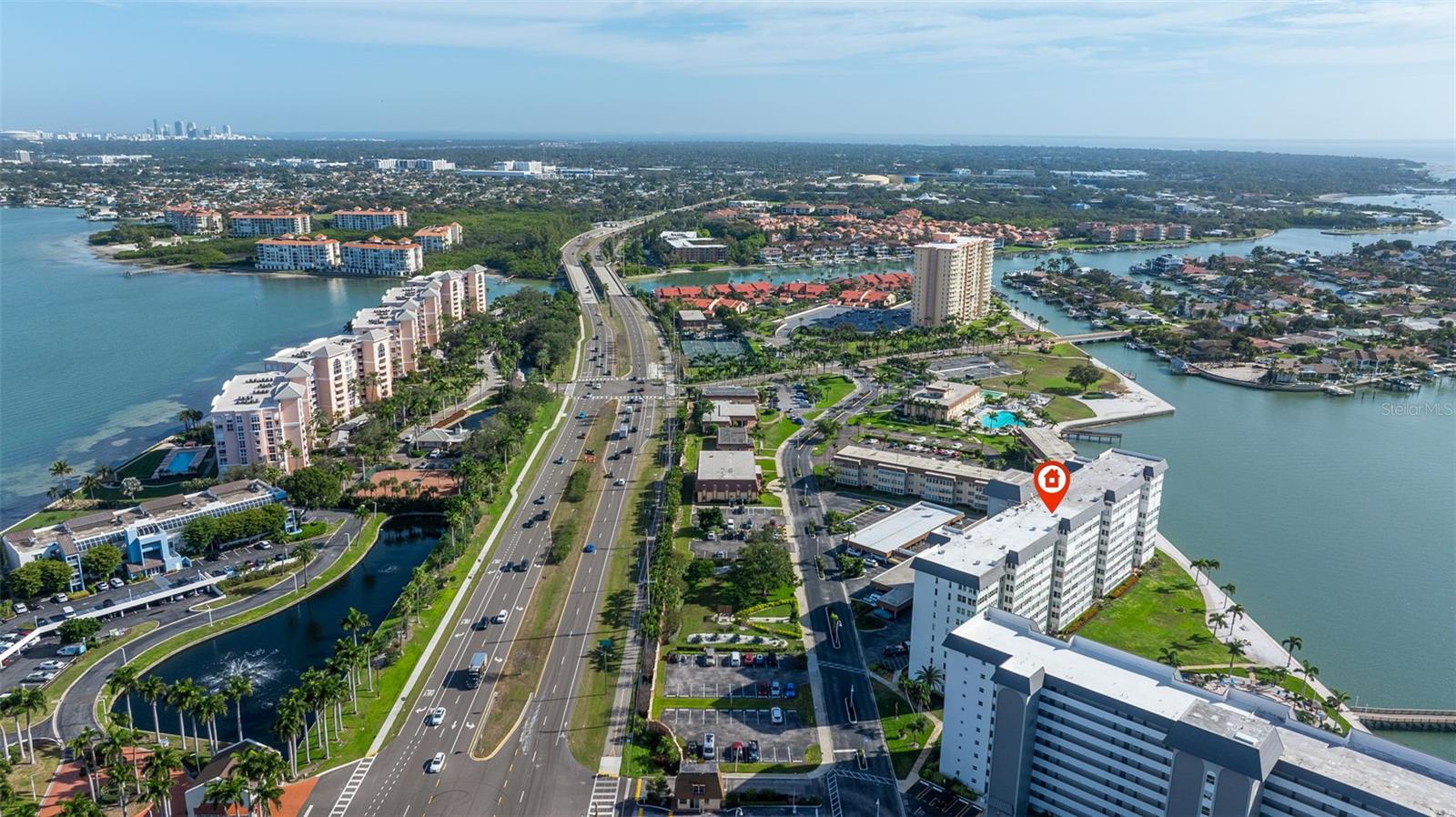 BAYWAY ISLES POINT BRITTANY TWO - Residential