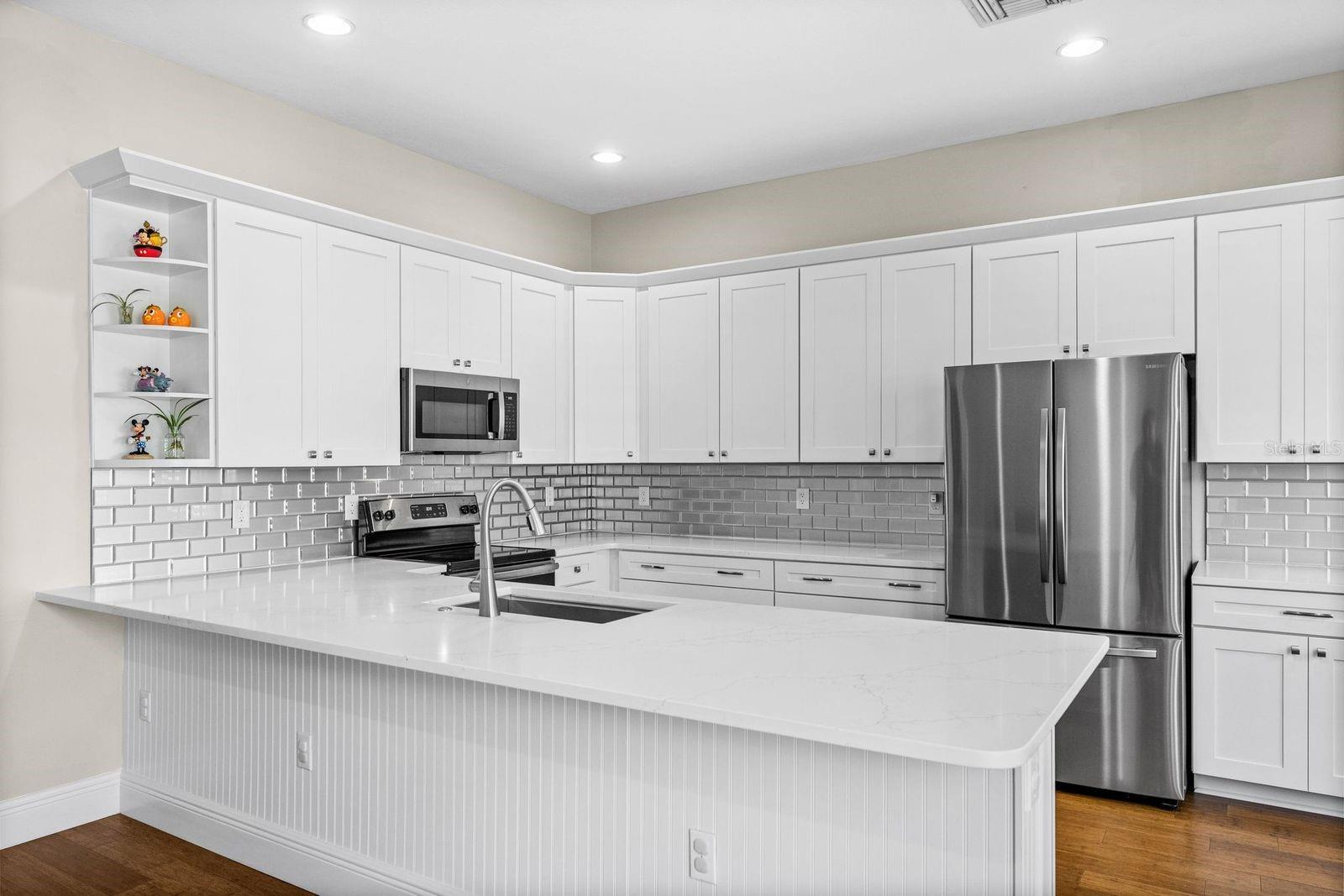 SPRING PARK TOWNHOMES OF SOUTH VILLAGE - Residential