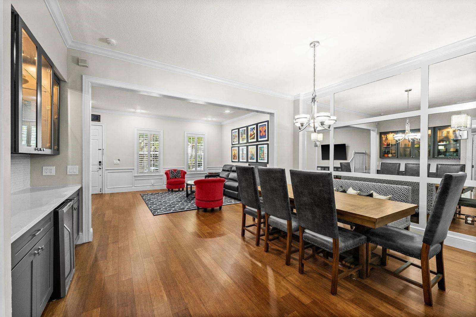 SPRING PARK TOWNHOMES OF SOUTH VILLAGE - Residential