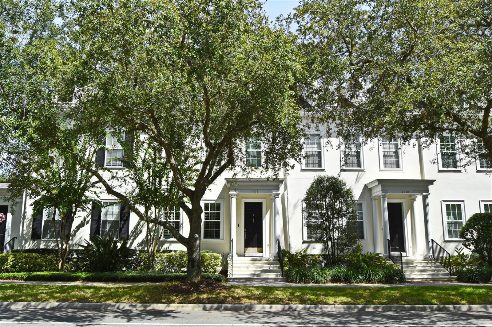 SPRING PARK TOWNHOMES OF SOUTH VILLAGE - Residential