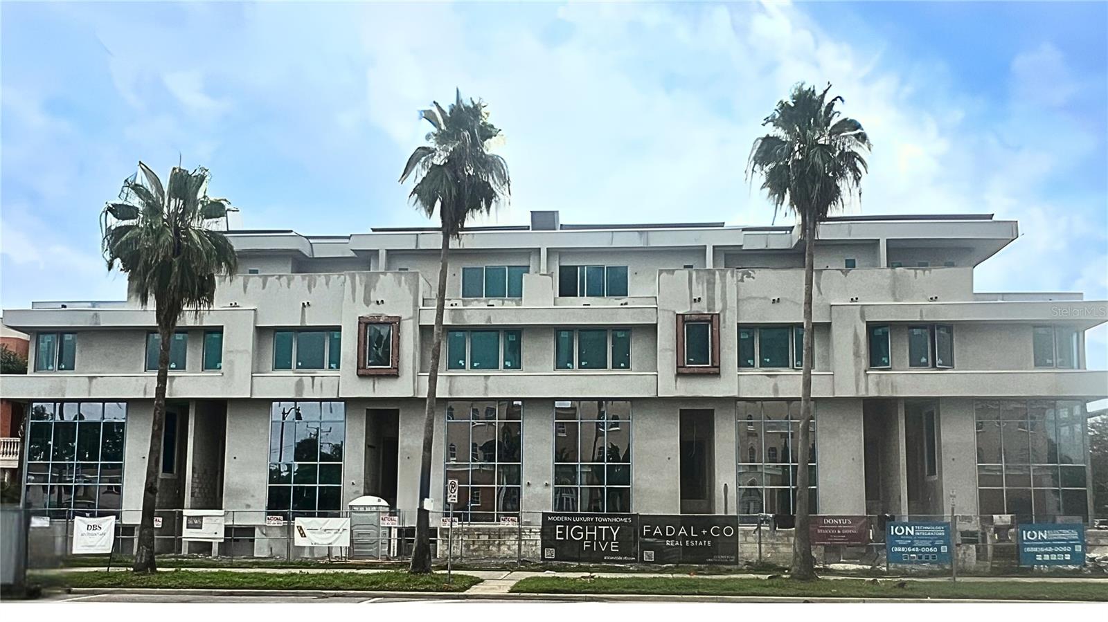 85 DAVIS BOULEVARD D