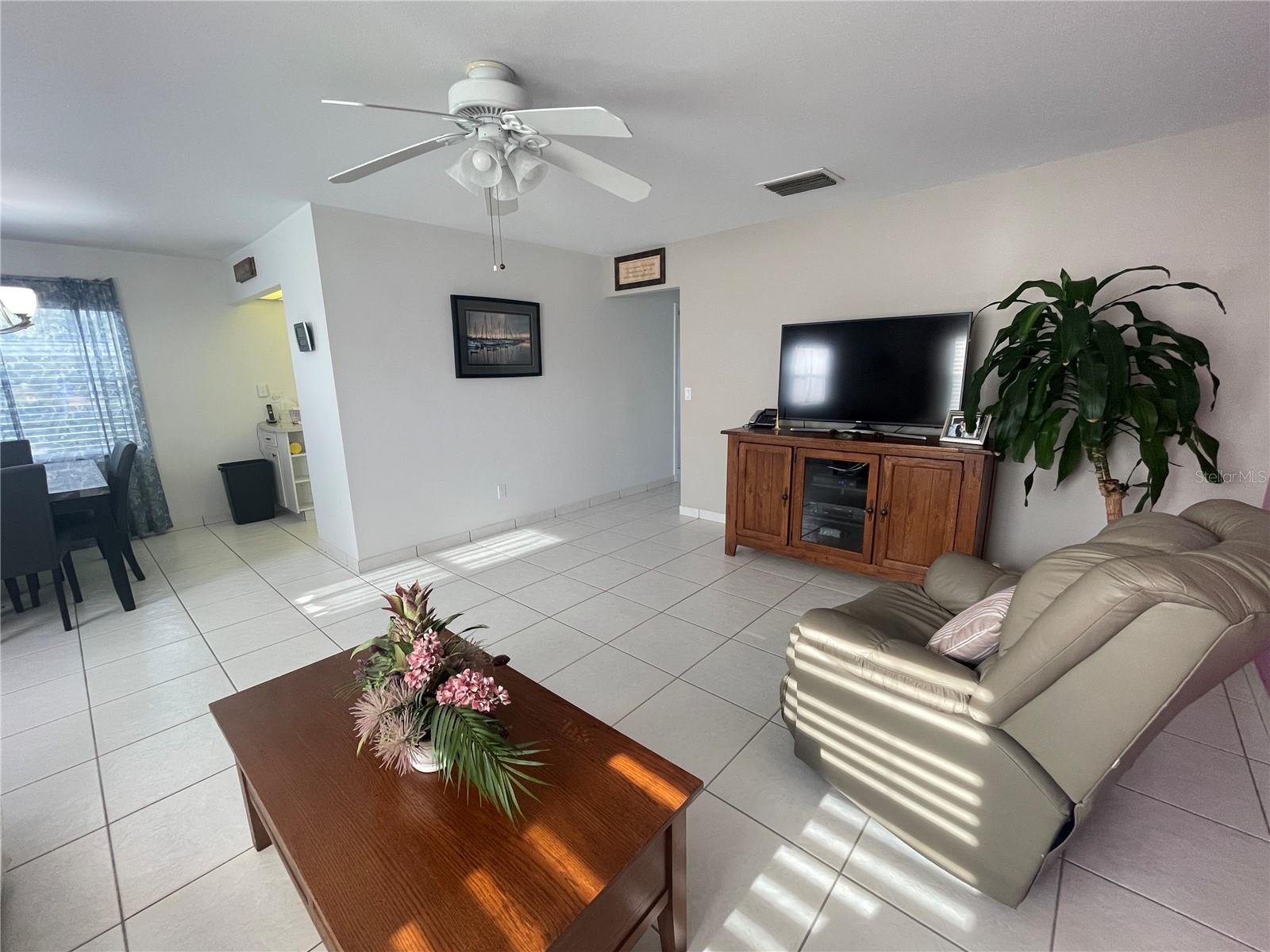 DORCHESTER B CONDO - Residential