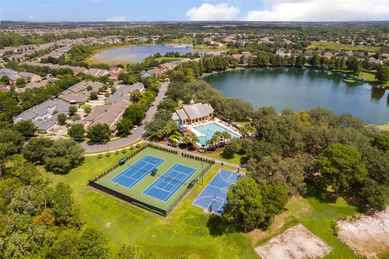 SUMMERPORT PHASE 4 - Residential Lease