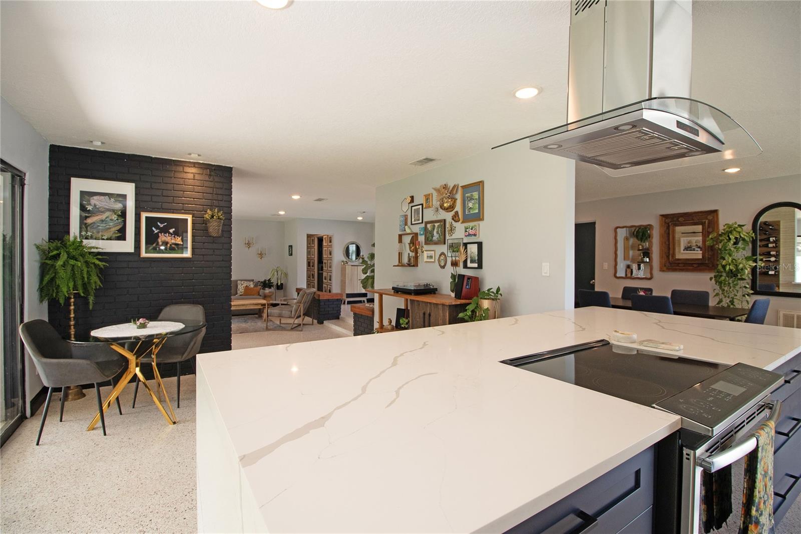 LAKE MAGGIORE PARK REV - Residential