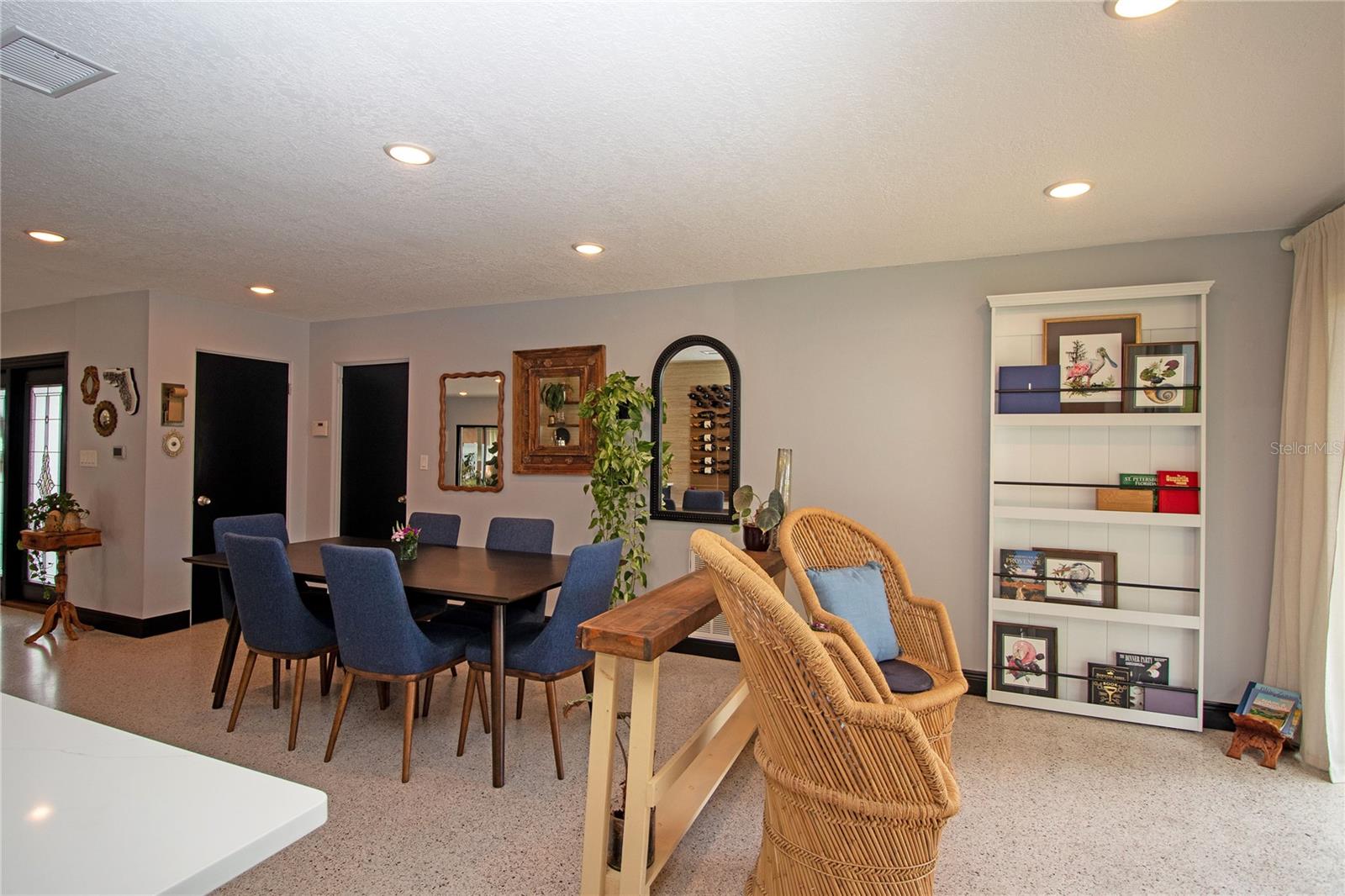 LAKE MAGGIORE PARK REV - Residential