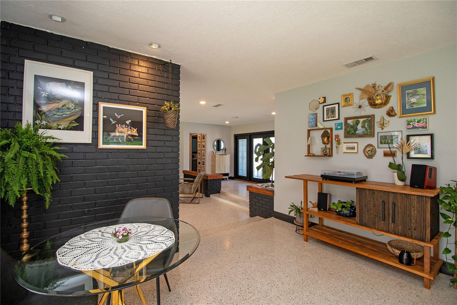 LAKE MAGGIORE PARK REV - Residential