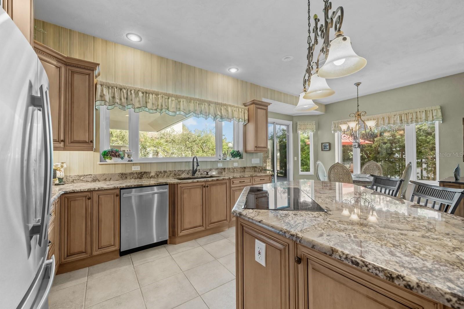 RIVER VIEW POINT - Residential