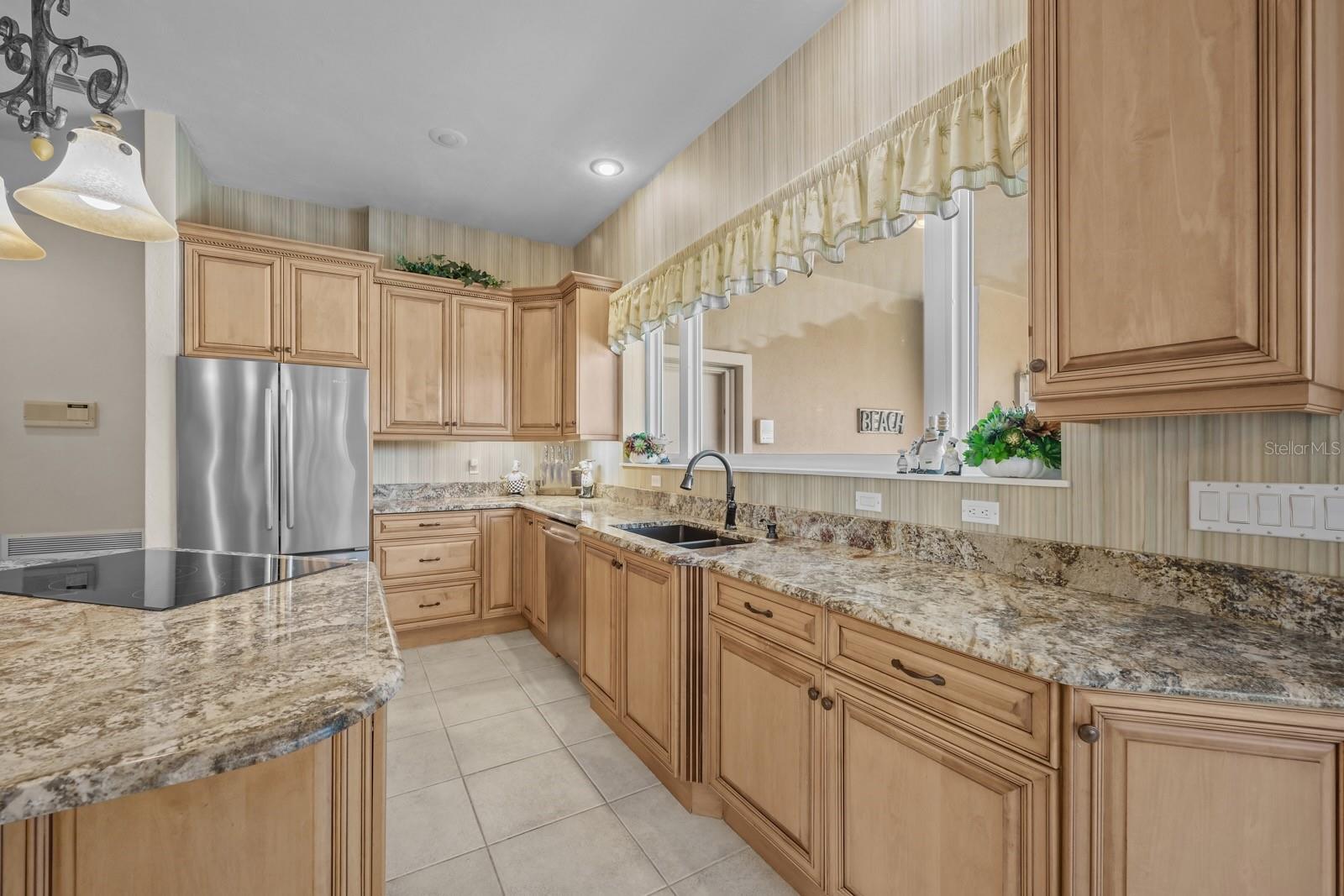 RIVER VIEW POINT - Residential