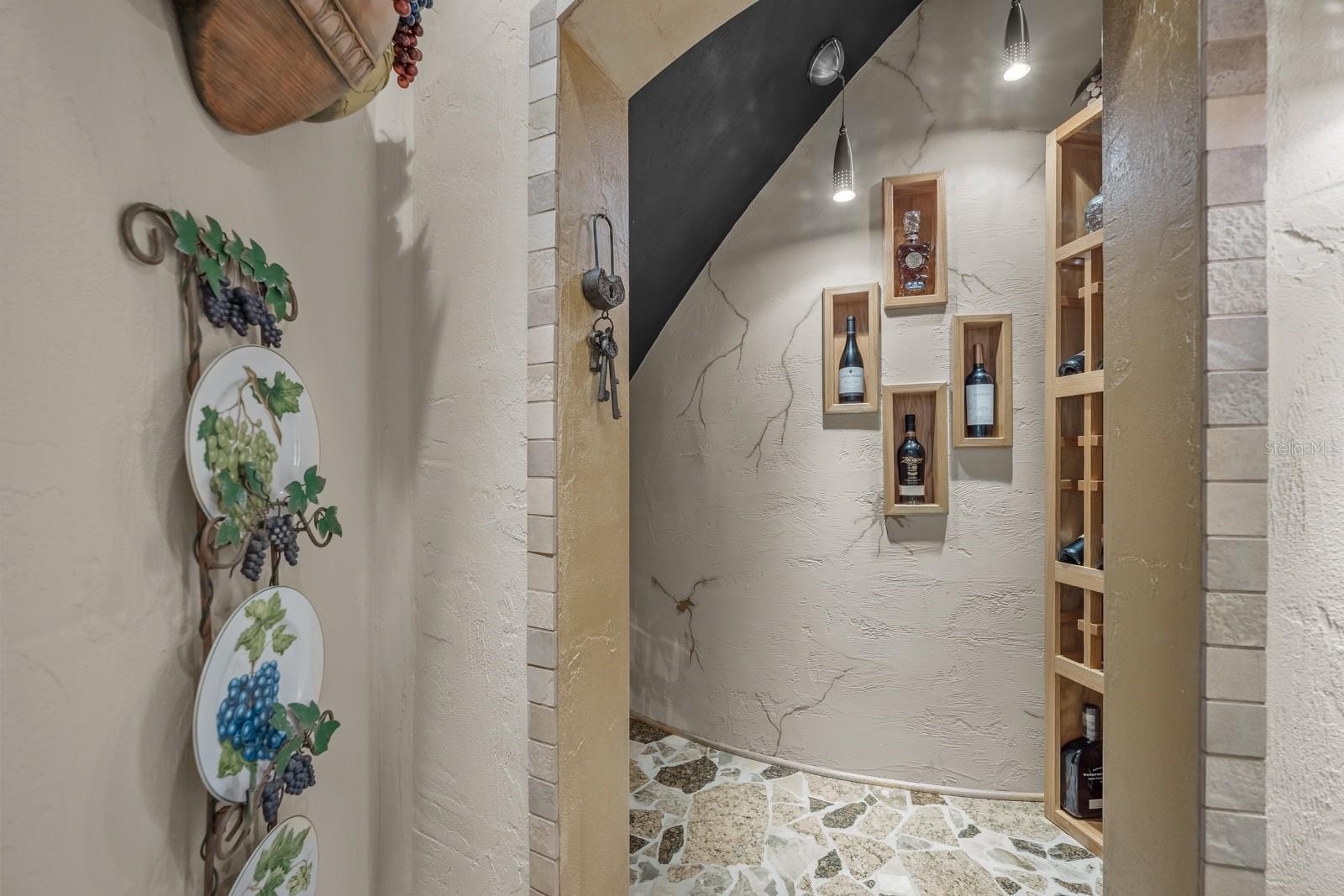 RIVER VIEW POINT - Residential