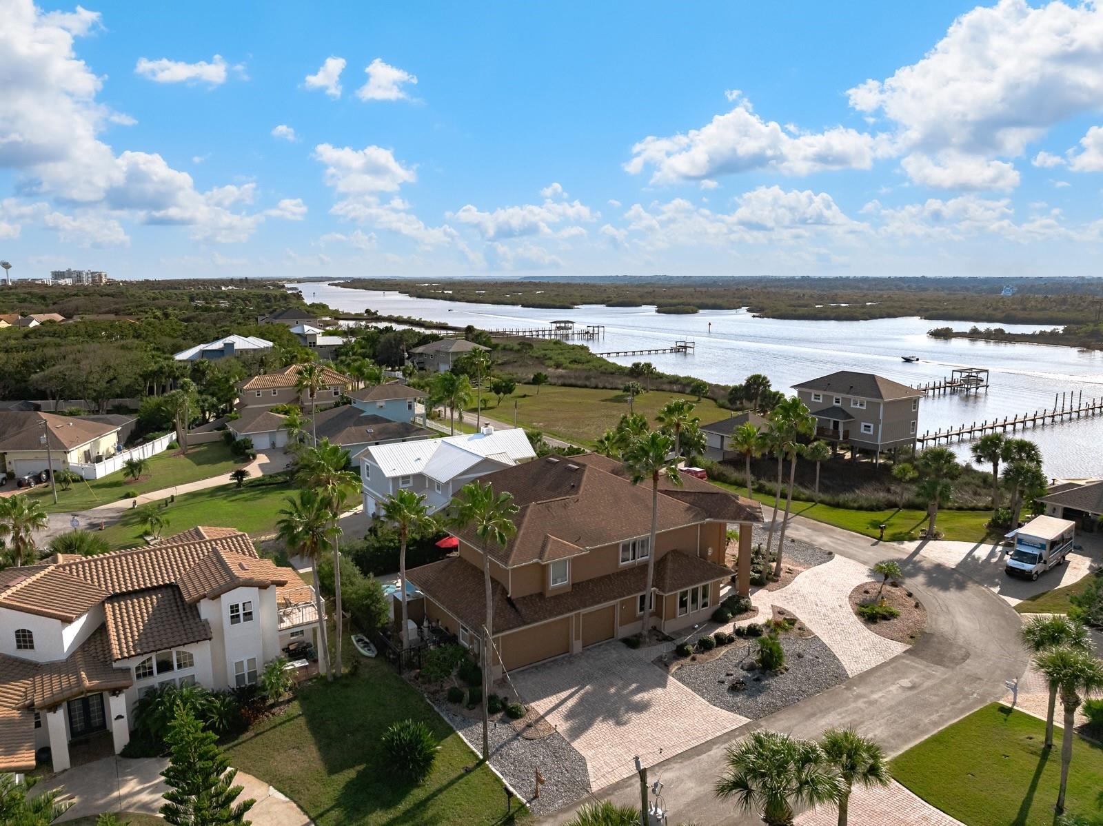 RIVER VIEW POINT - Residential