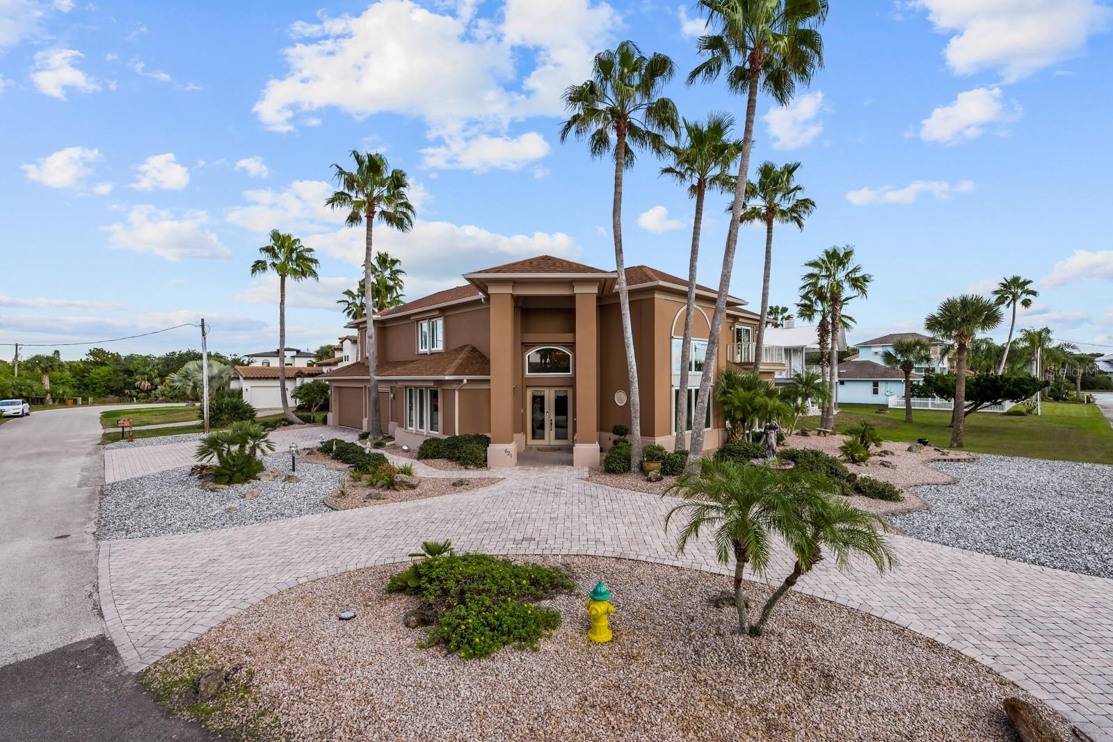 RIVER VIEW POINT - Residential