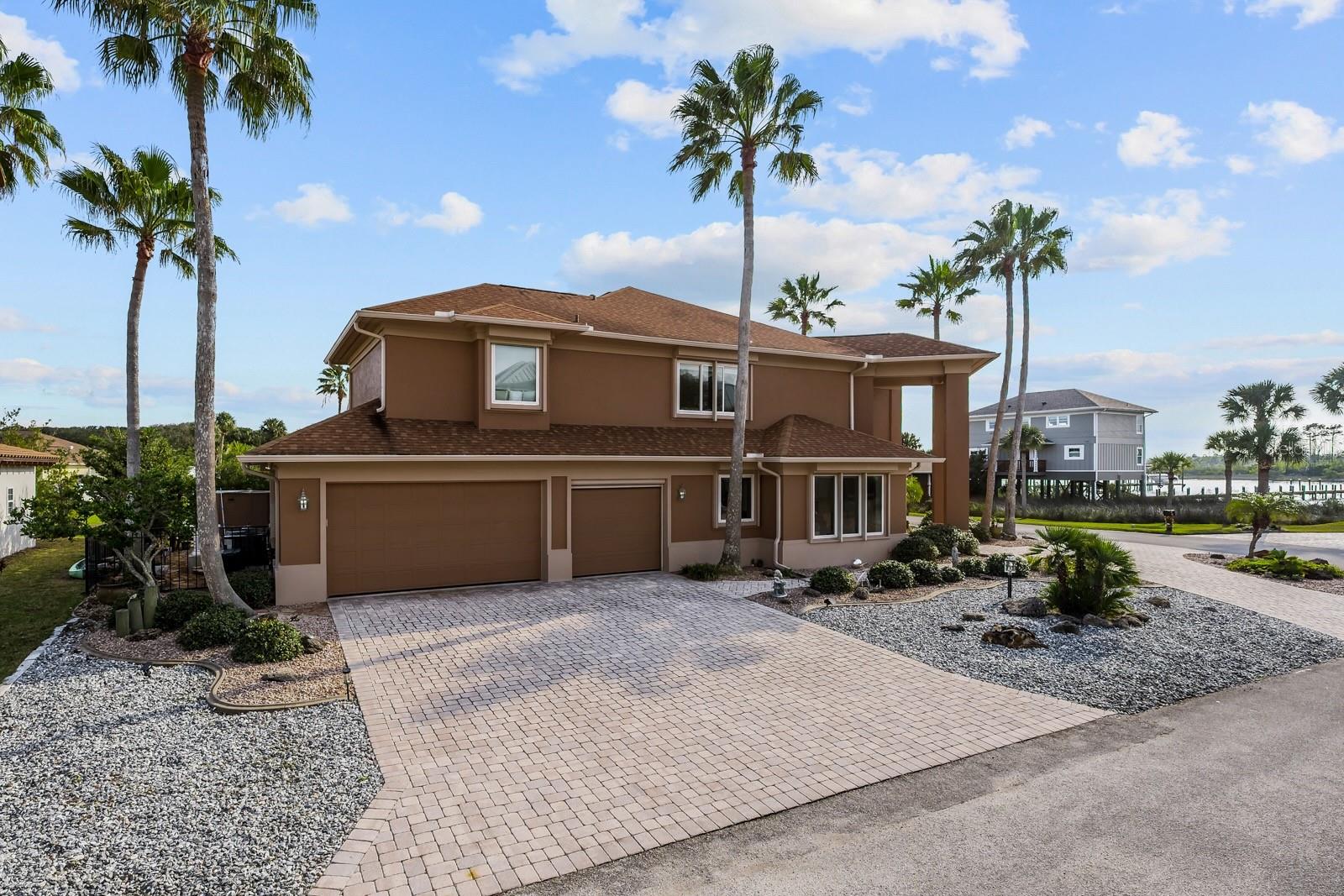 RIVER VIEW POINT - Residential