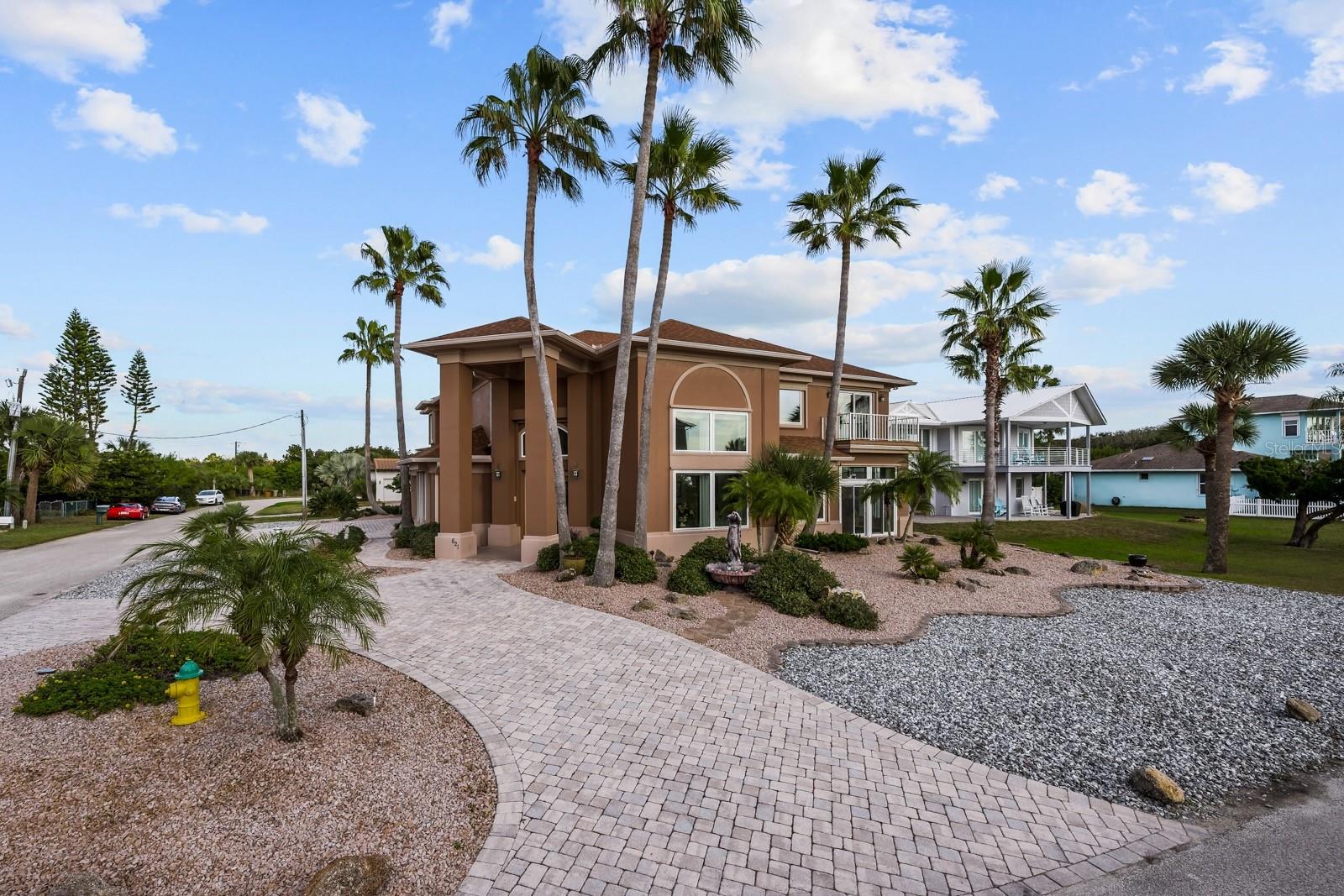 RIVER VIEW POINT - Residential