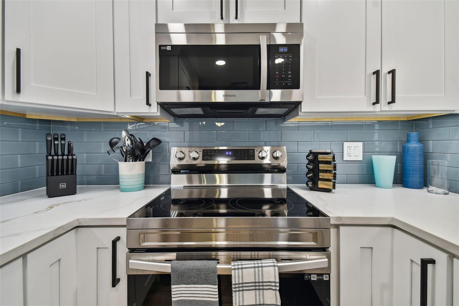 MADEIRA BEACH YACHT CLUB CONDO - Residential Lease