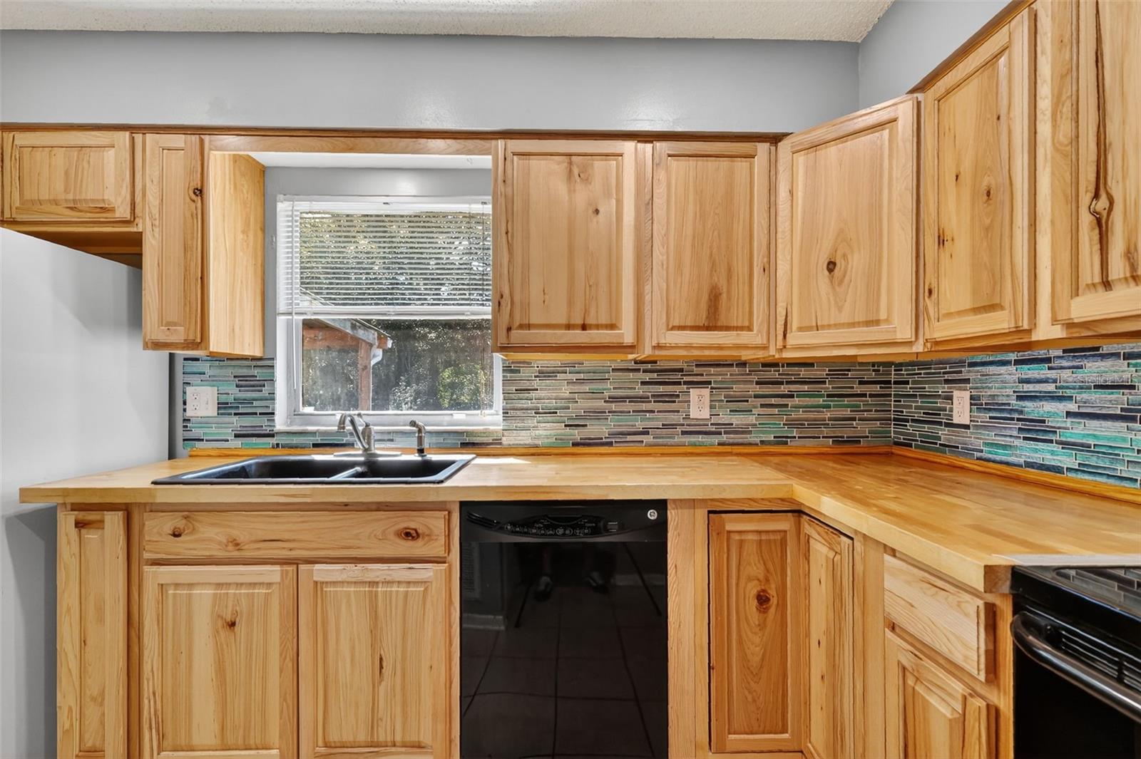 LAKEWOOD PARK - Residential