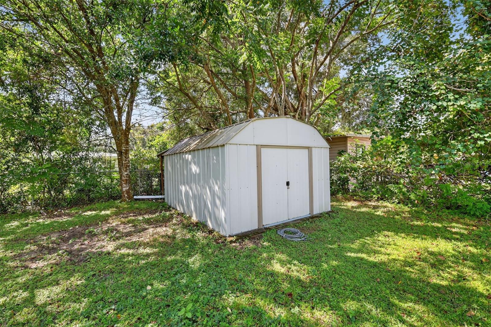 LAKEWOOD PARK - Residential