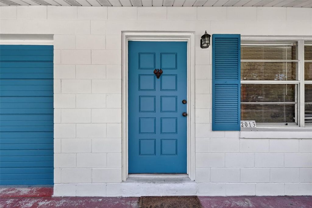 Photo of 2013 Vine Street, Leesburg, FL 34748 (MLS # G5102882)