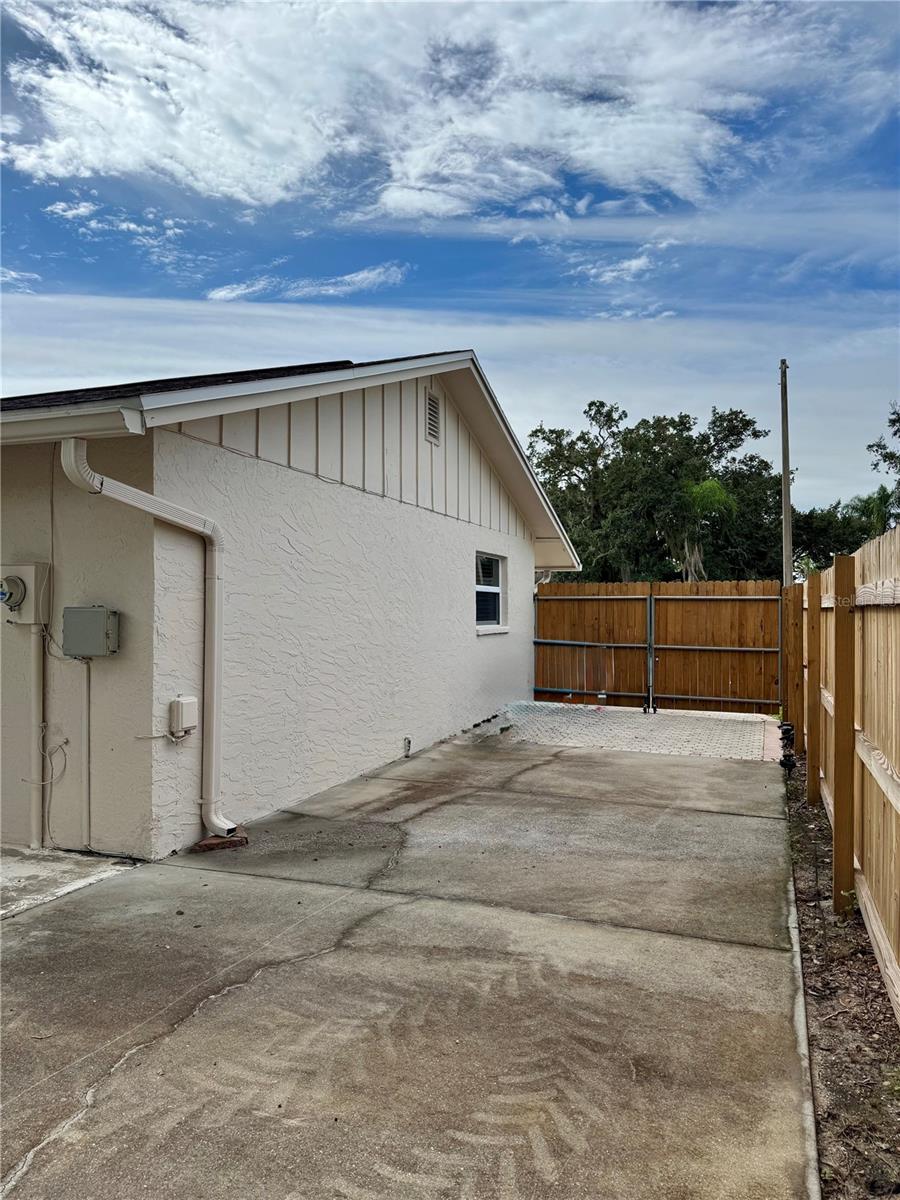 RIDGEWOOD ESTATES 14TH ADD - Residential