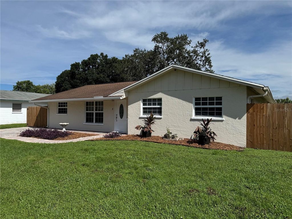 Photo of 5337 Colewood Place, Sarasota, FL 34232 (MLS # A4664958)