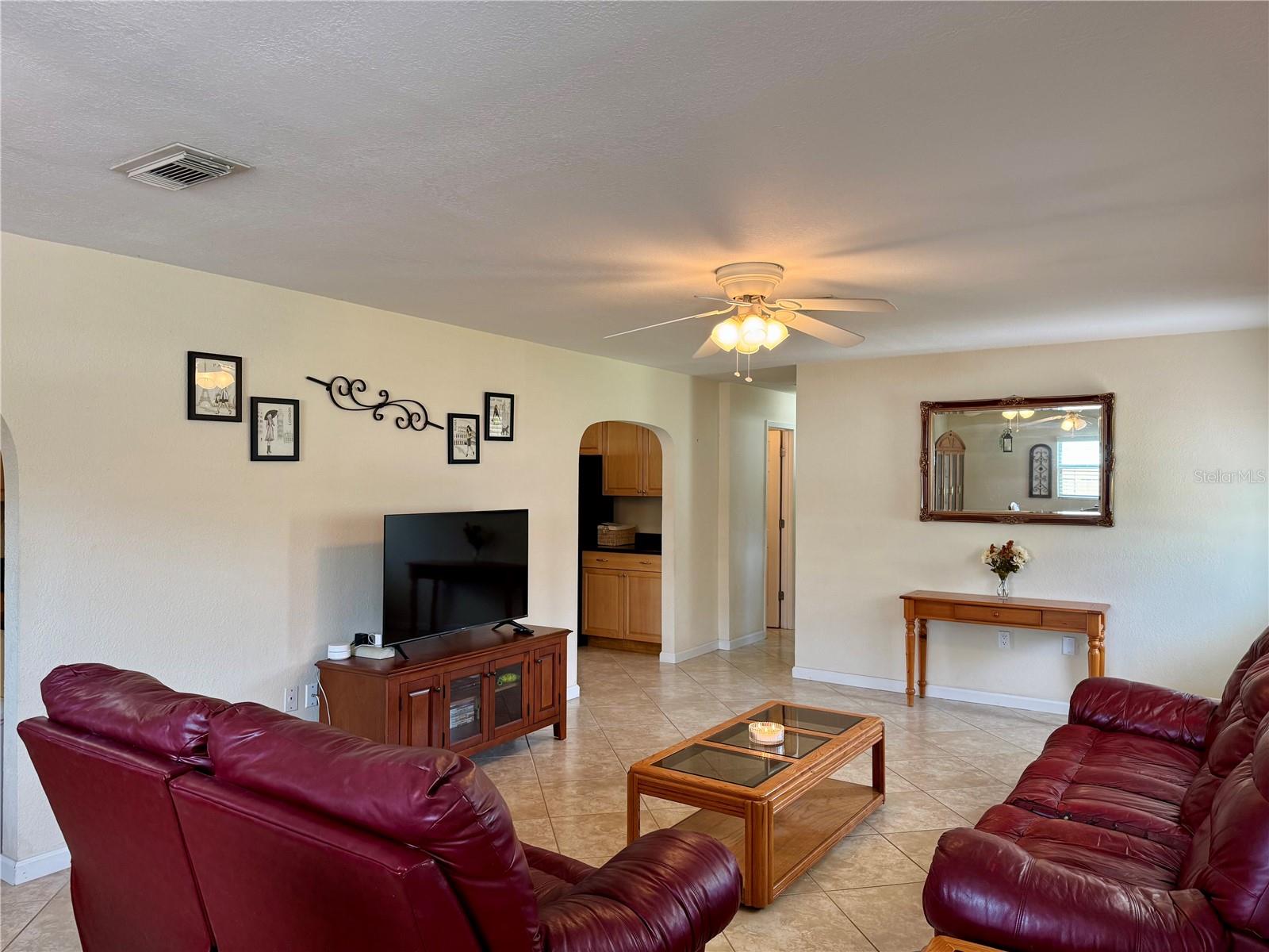 5337 COLEWOOD PLACE