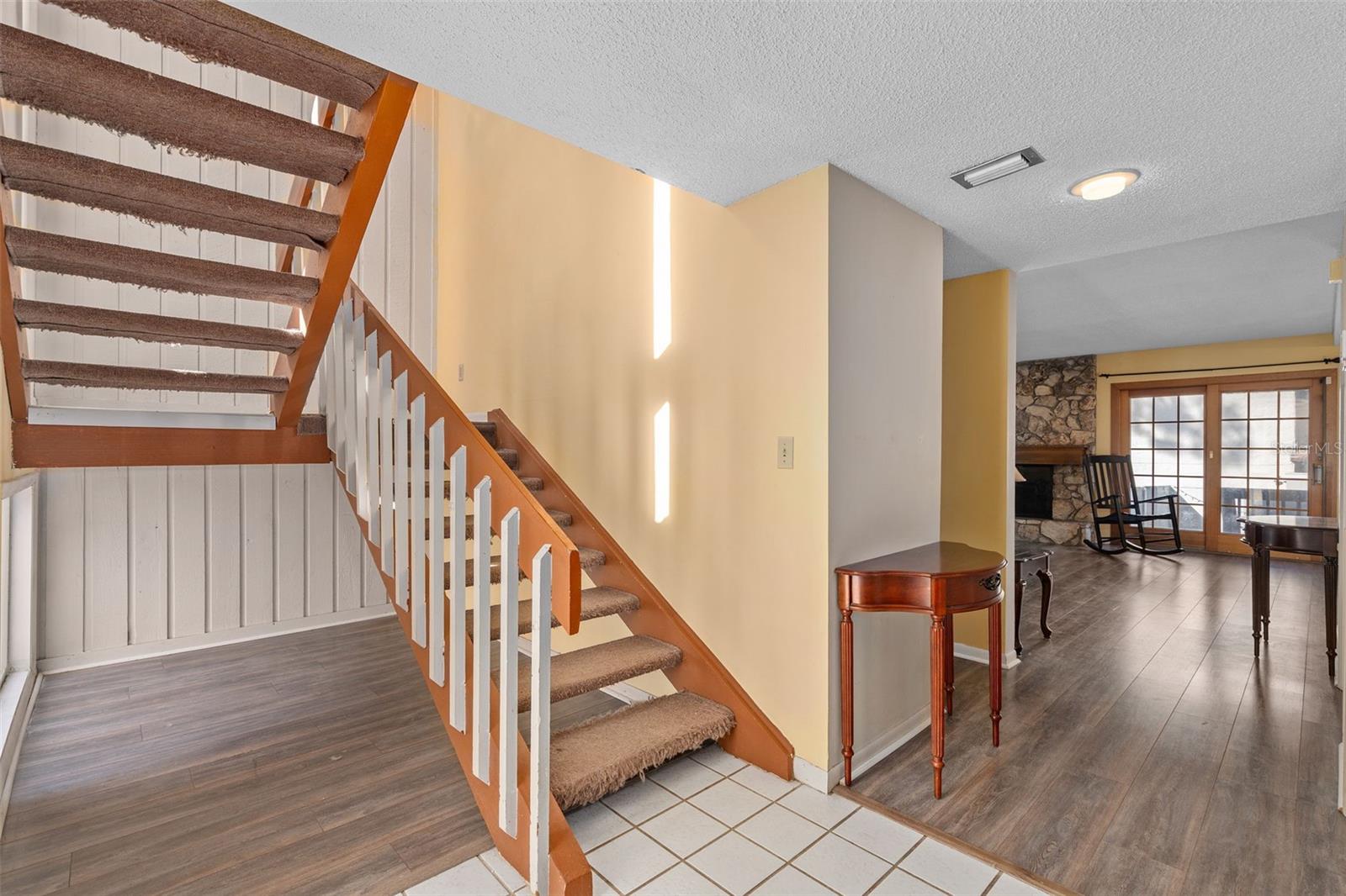 114 HIDDEN OAK DRIVE