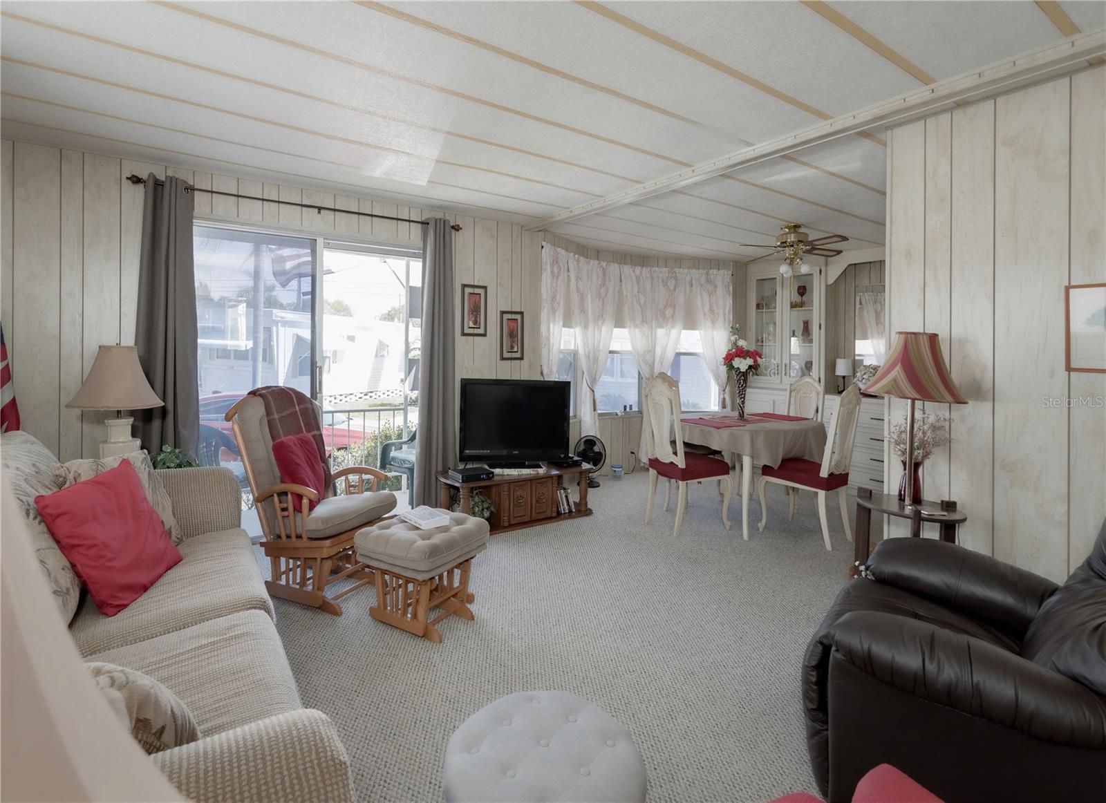 MAGNOLIA MANOR MOBILE HOME PARK UNREC - Residential