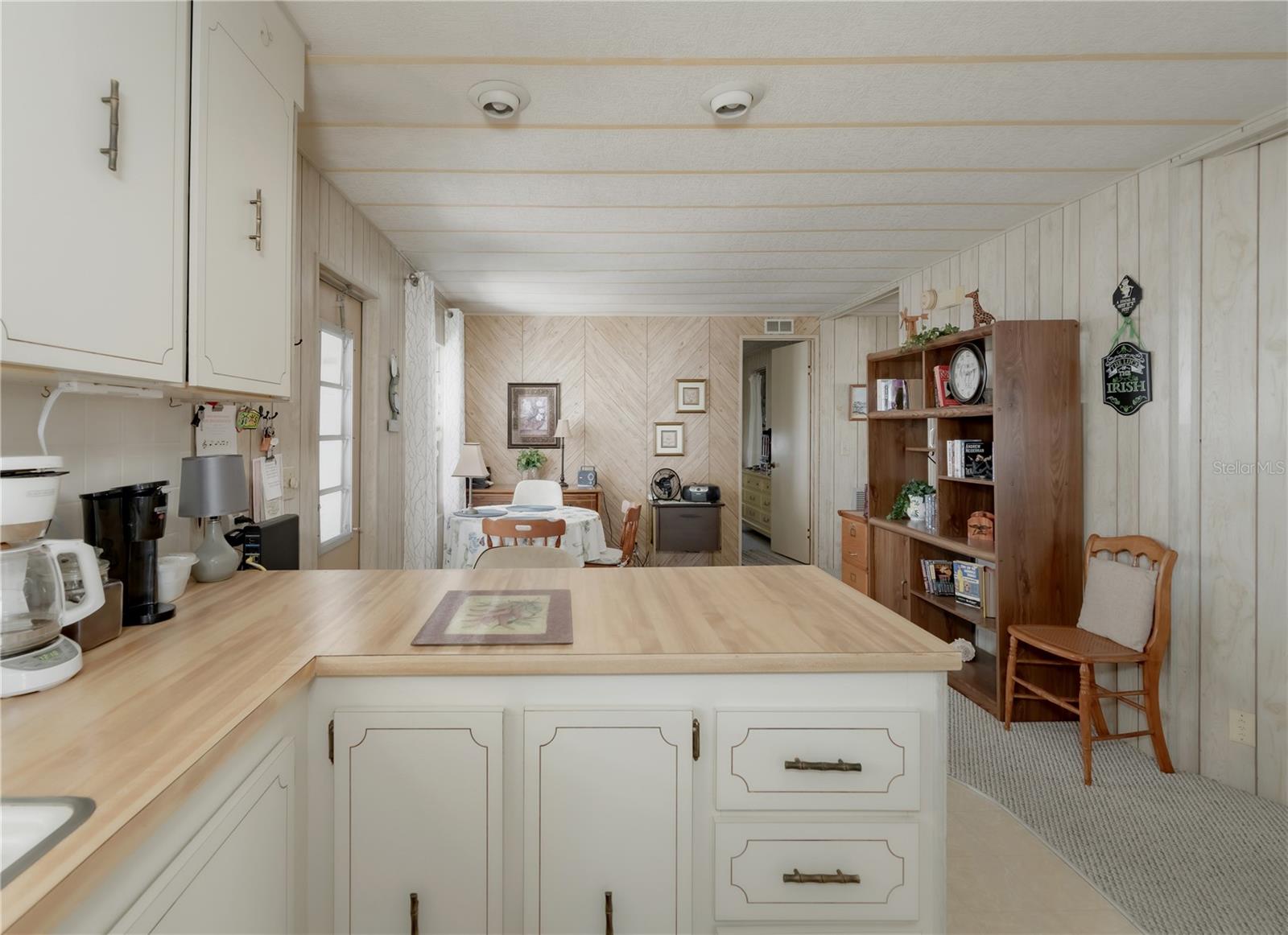 MAGNOLIA MANOR MOBILE HOME PARK UNREC - Residential