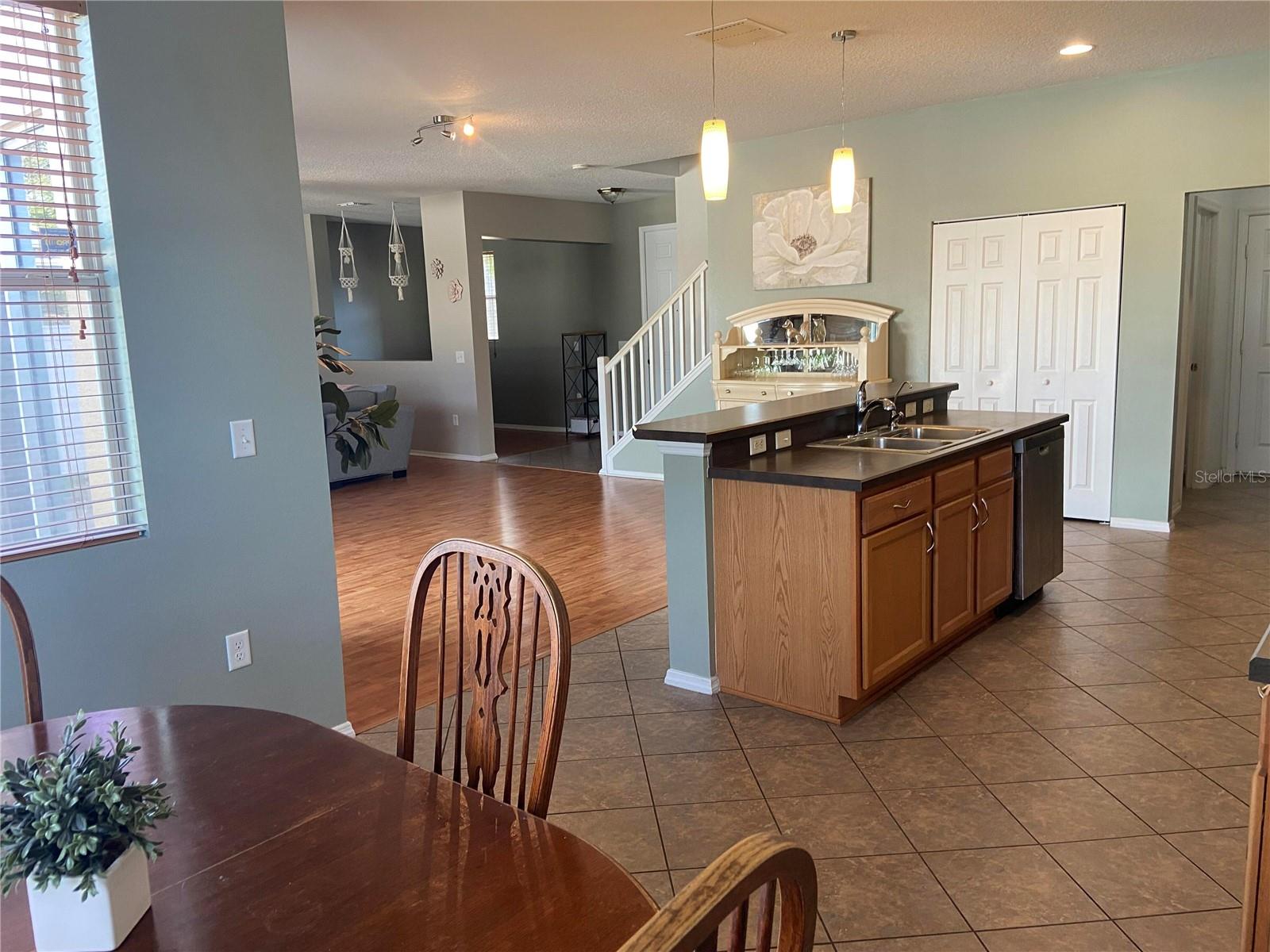 1681 STRATHMORE CIRCLE