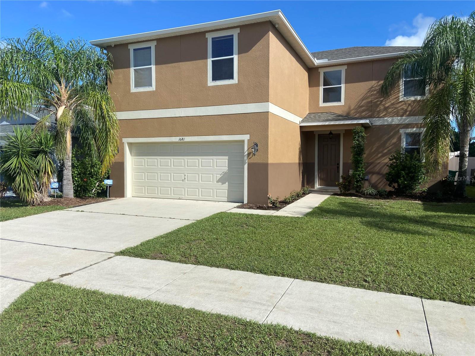 1681 STRATHMORE CIRCLE