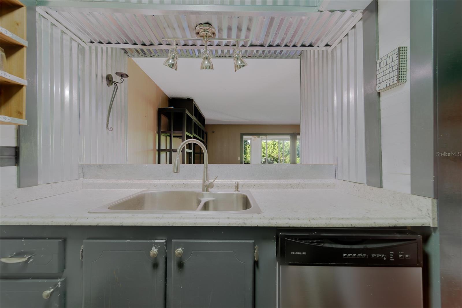 HARBOUR TOWNE CONDO - Residential Lease