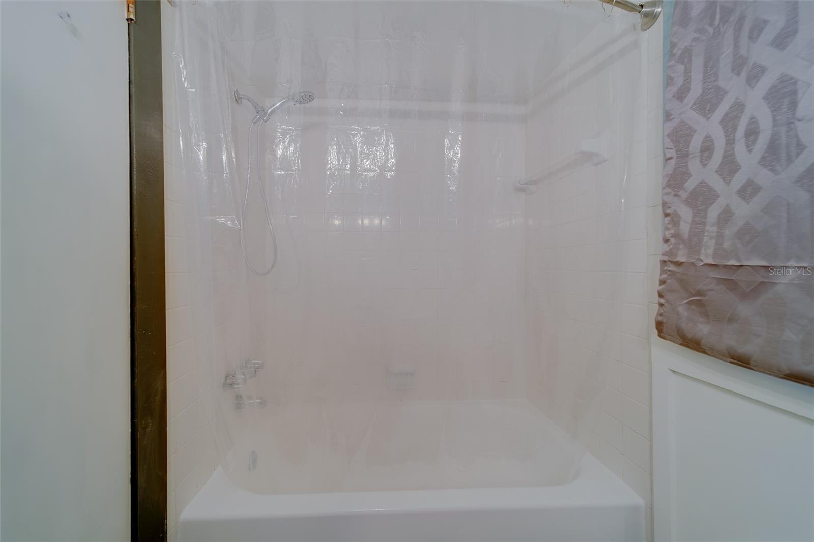 HARBOUR TOWNE CONDO - Residential Lease