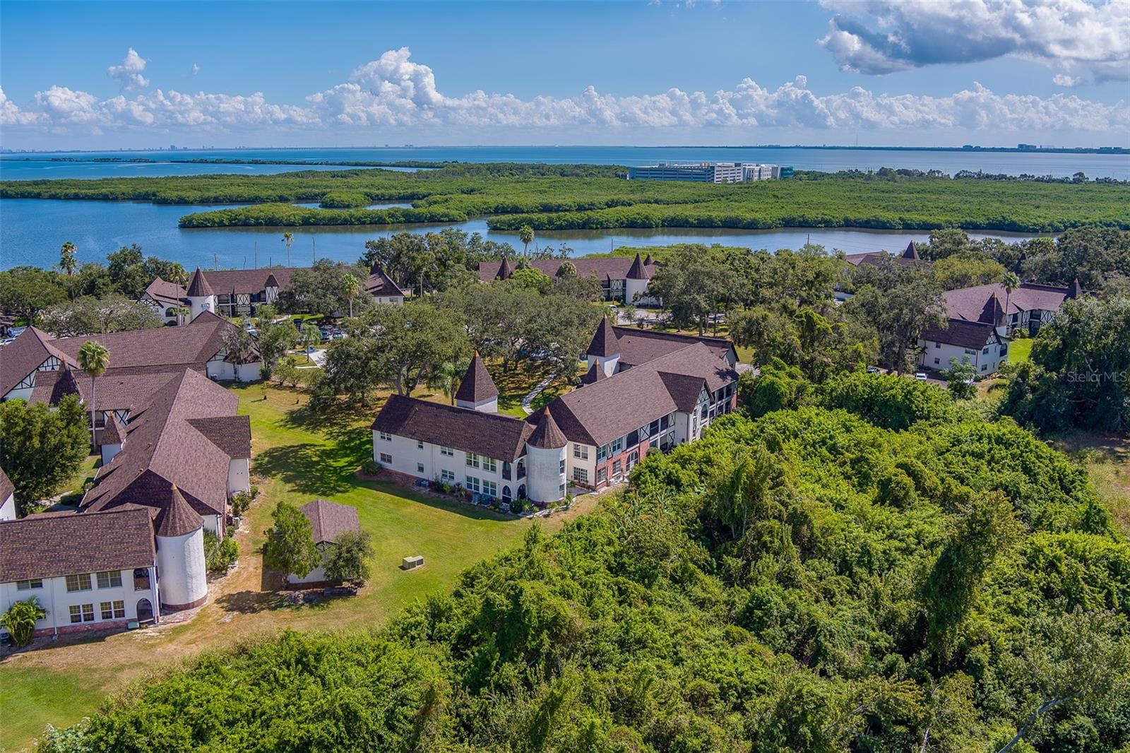 HARBOUR TOWNE CONDO - Residential Lease